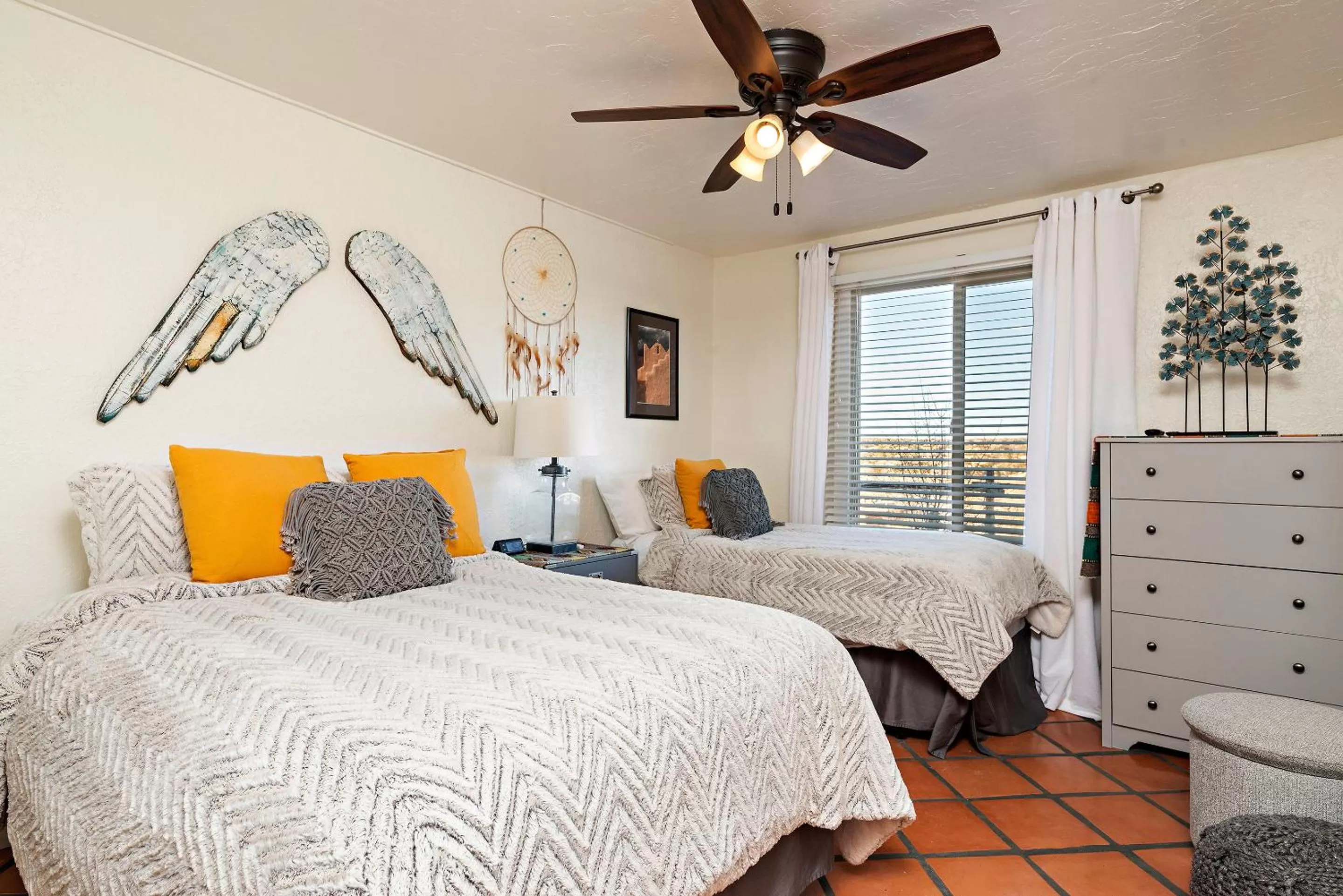 Bedroom, Bed in Fort Marcy Suites by All Seasons Resort Lodging