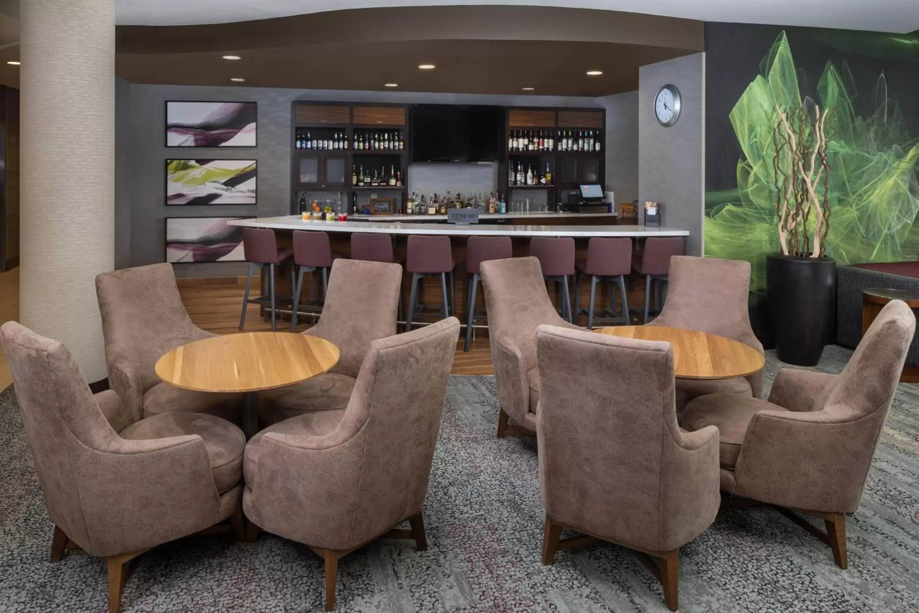 Lobby or reception, Lounge/Bar in Courtyard by Marriott Anniston Oxford