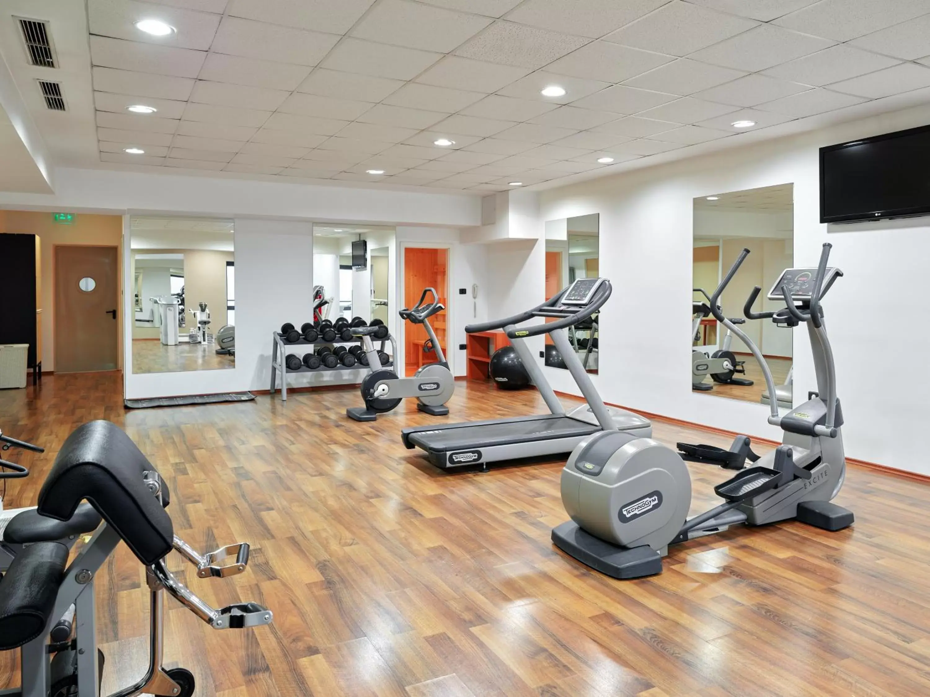 Fitness centre/facilities, Fitness Center/Facilities in Maistra City Vibes Hotel International