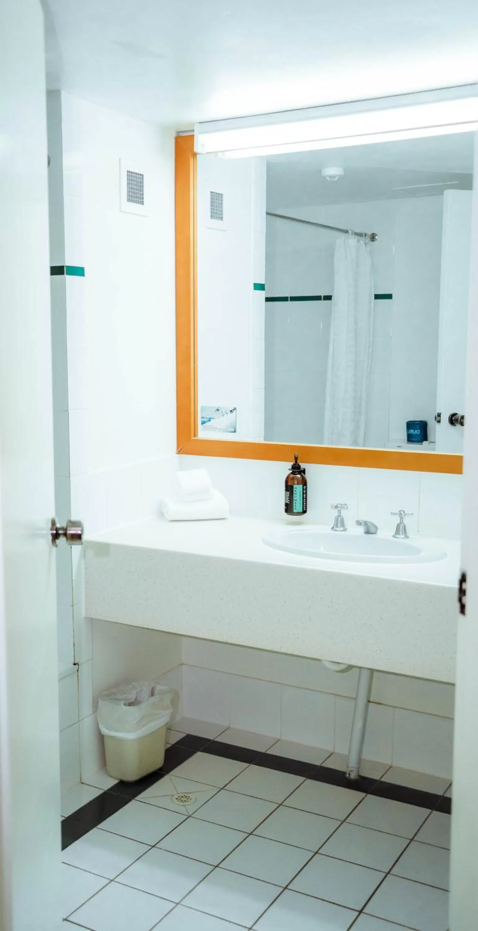 Bathroom in Paradise Resort Gold Coast