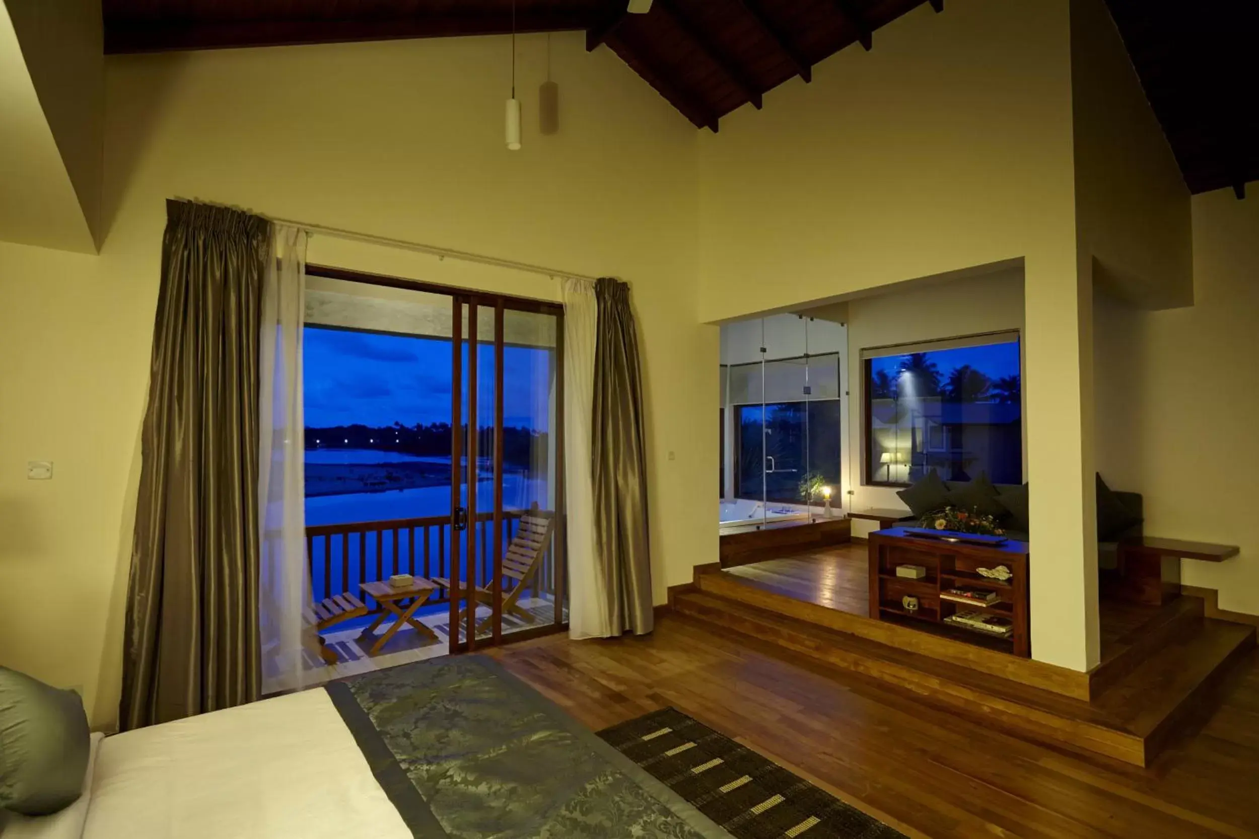 Lake view in Amaranthe Bay Resort & Spa Lake view in Amaranthe Bay Resort & Spa