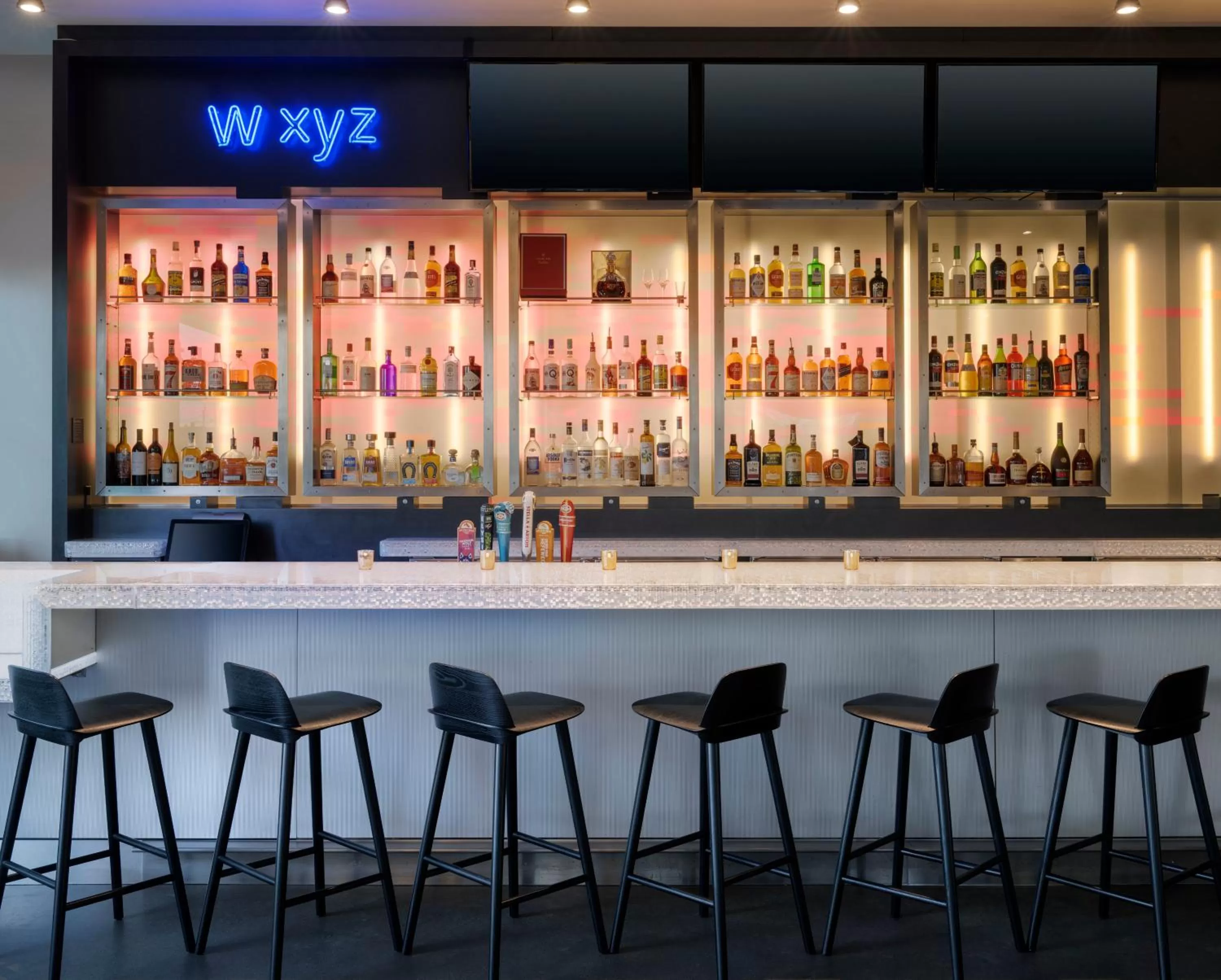 Lounge or bar in Aloft El Segundo - Los Angeles Airport