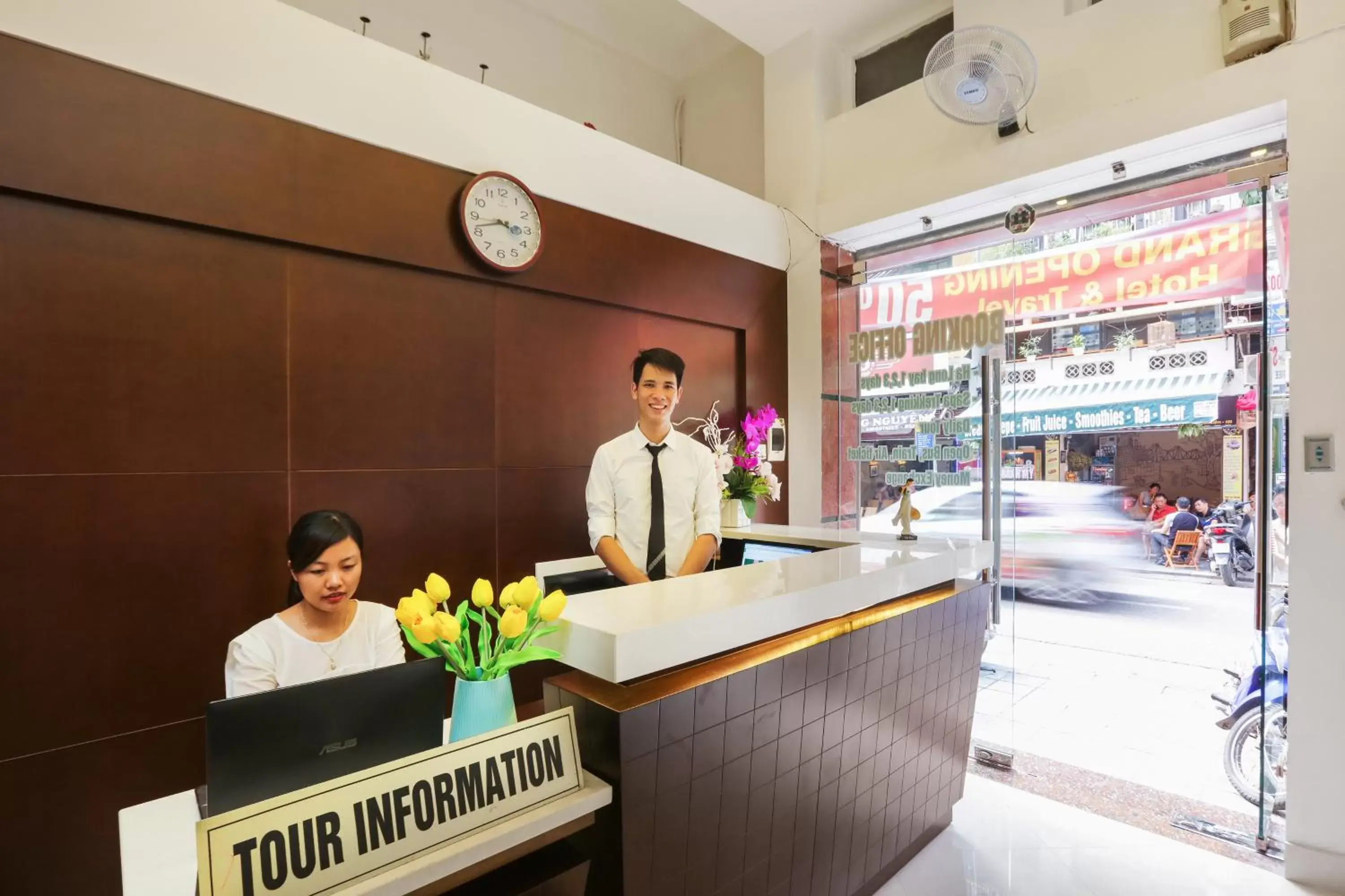Lobby or reception in Hanoi La Vision Hotel Lobby or reception in Hanoi La Vision Hotel