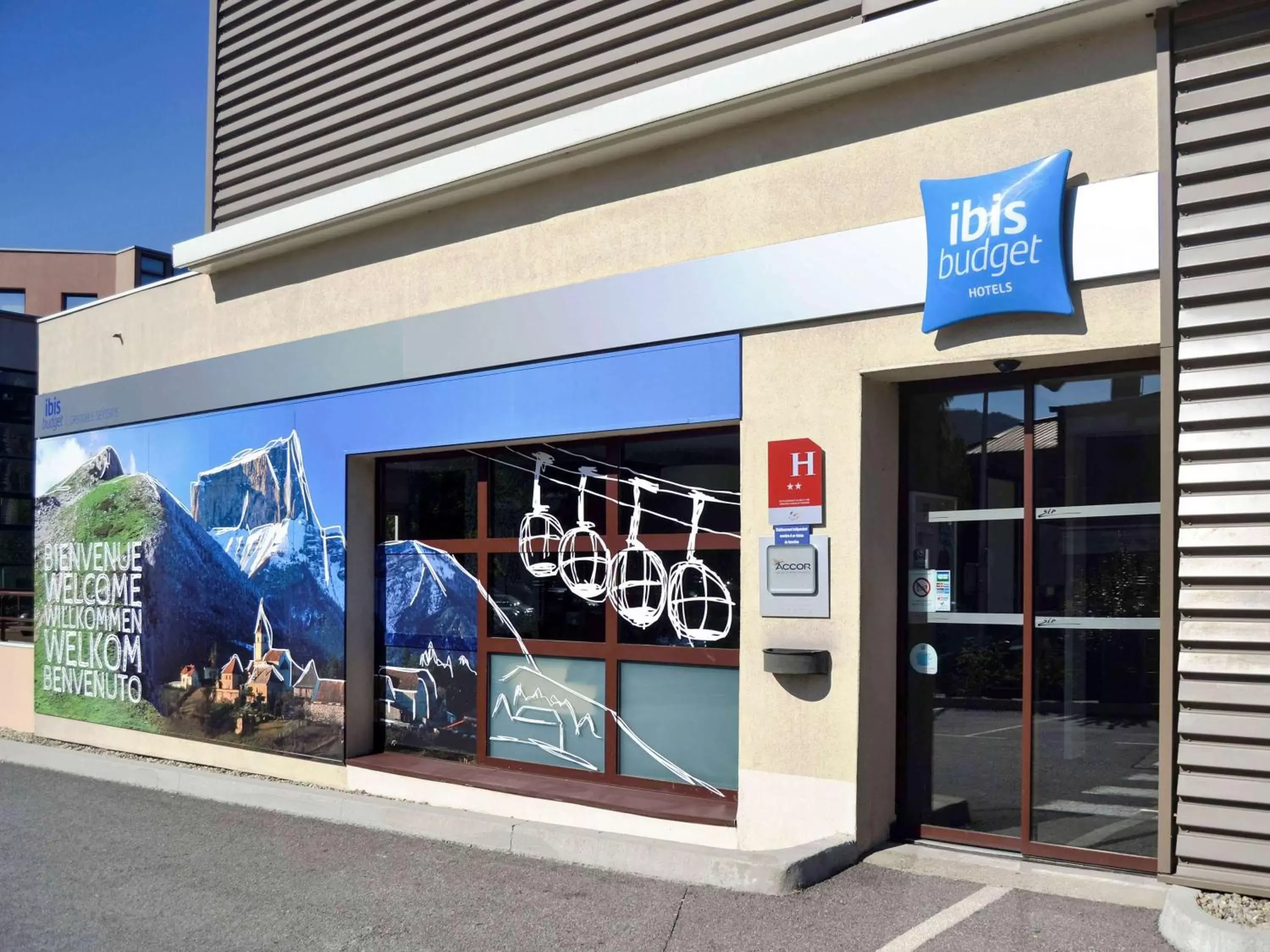 Property building in Ibis Budget Grenoble Sud Seyssins
