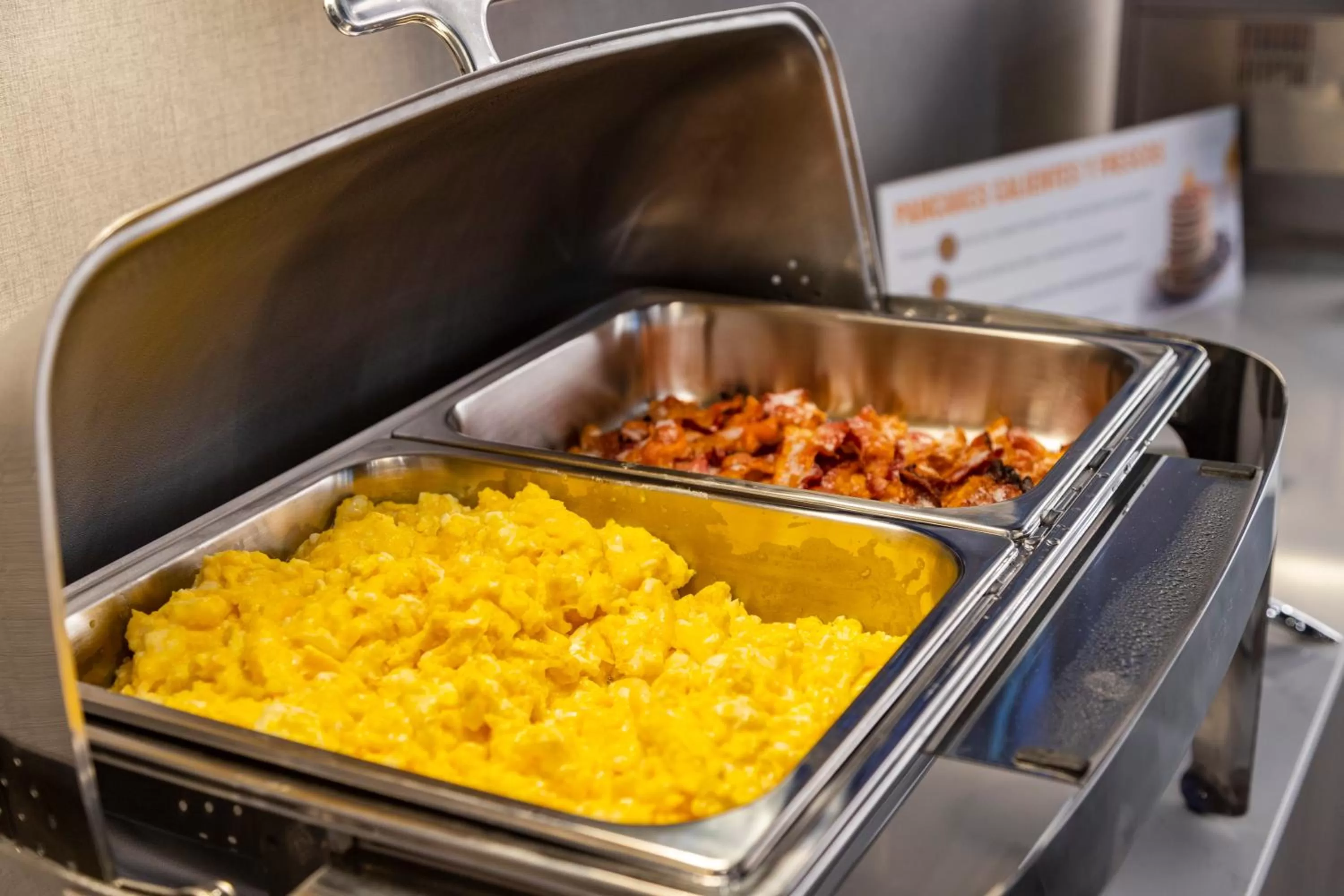 Food and drinks in Ola Santiago Providencia, Tapestry Collection by Hilton