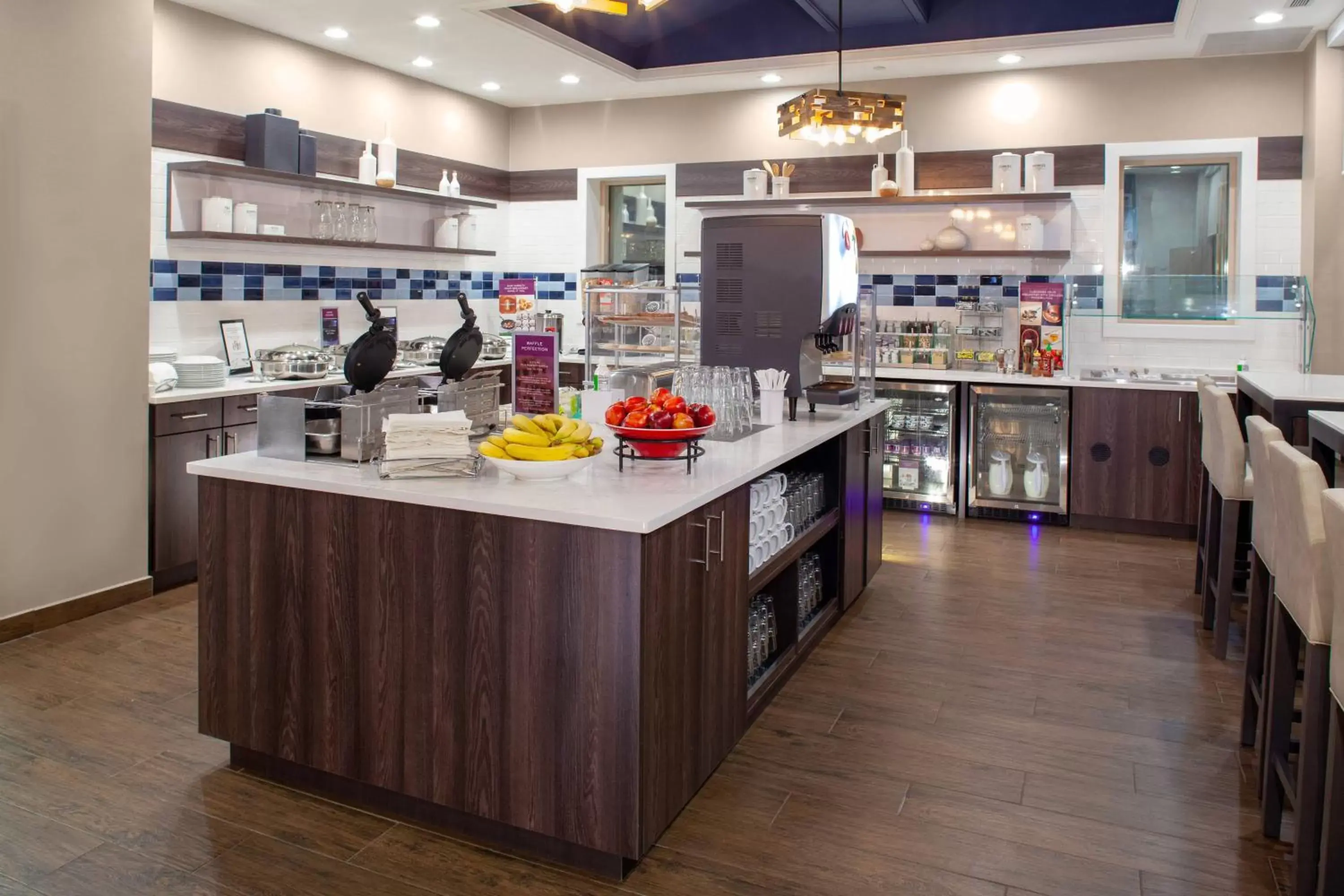 Breakfast, Restaurant/Places to Eat in Residence Inn By Marriott Virginia Beach Oceanfront