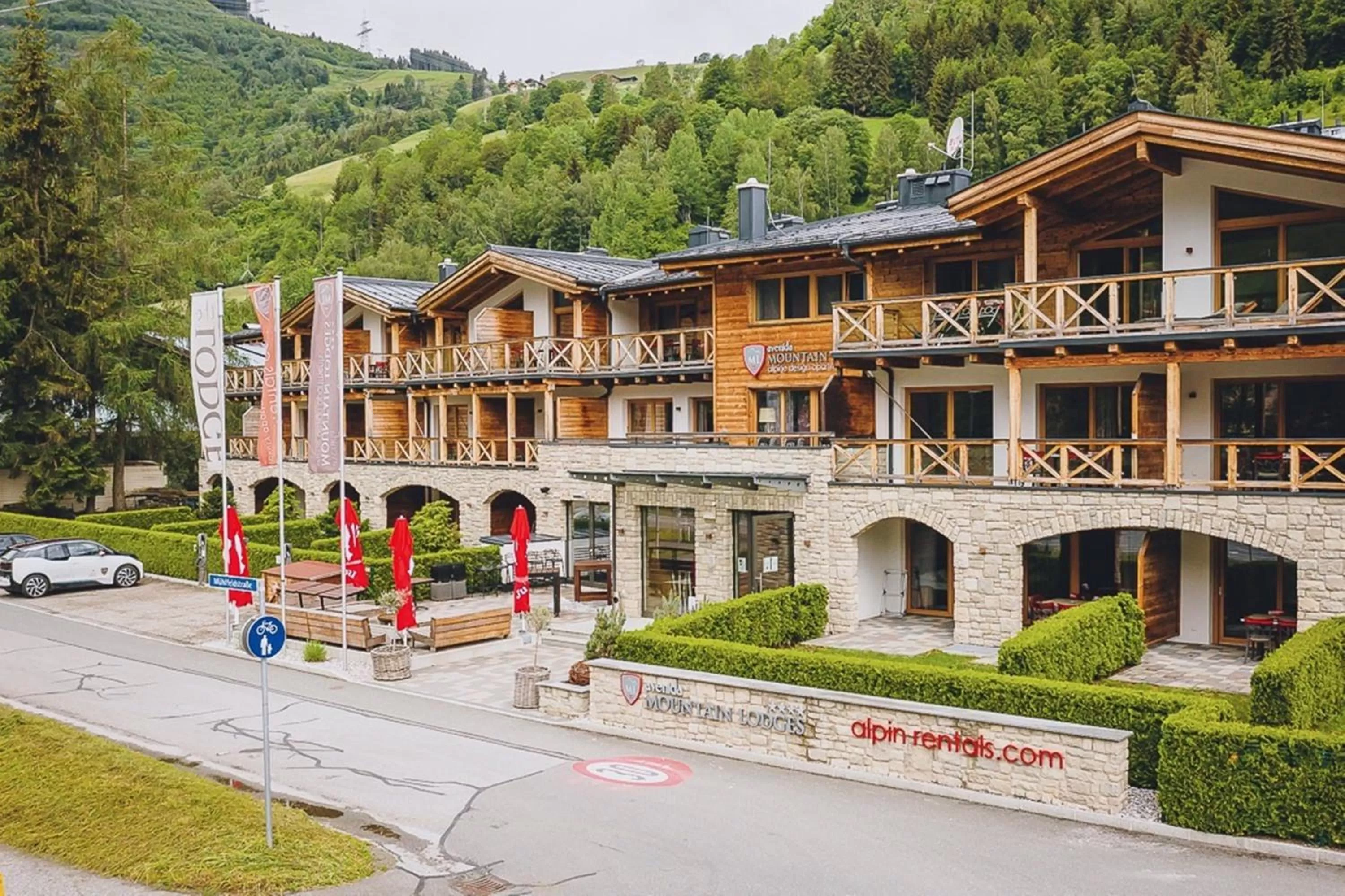Property building in AvenidA Mountain Lodges Kaprun
