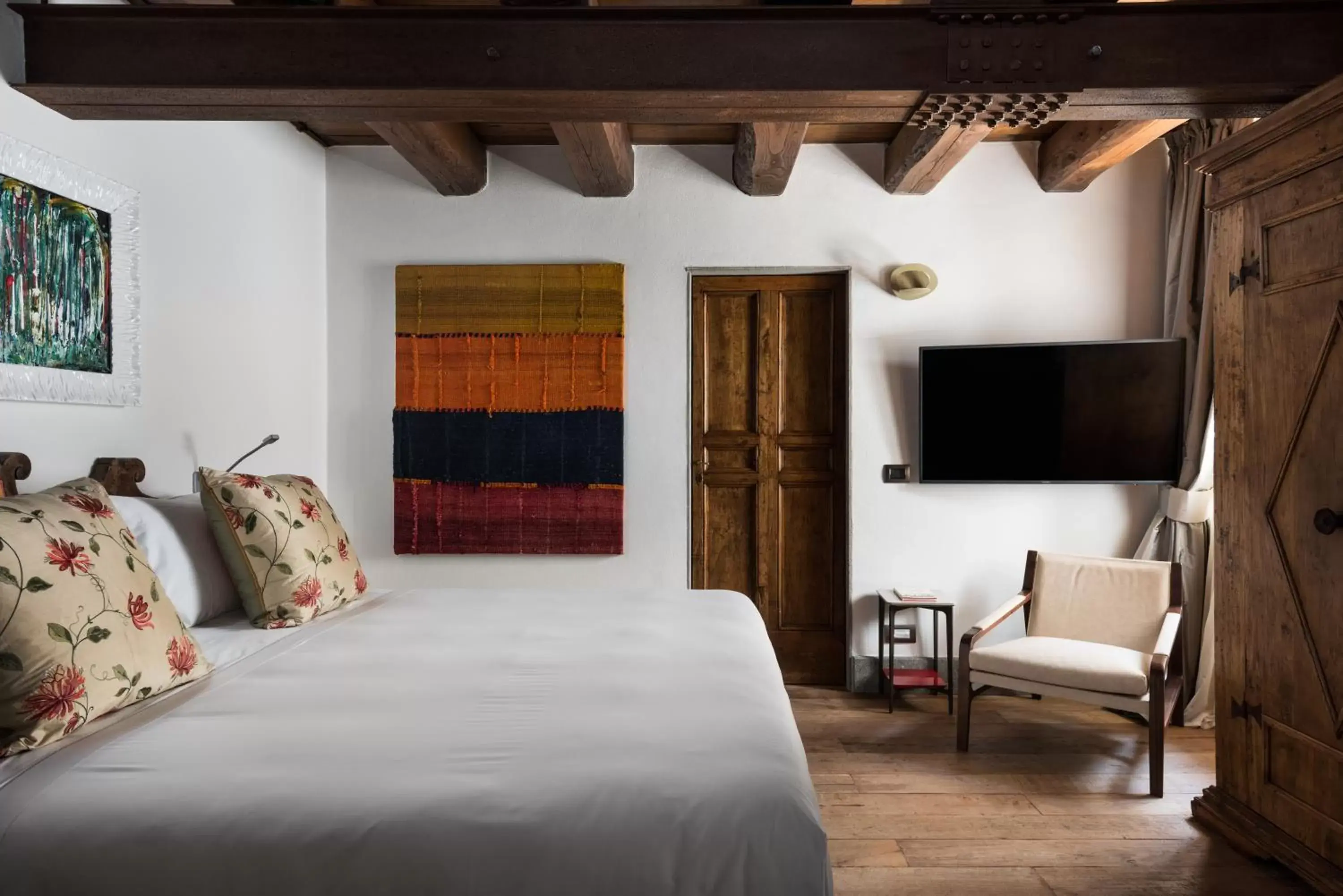 Bedroom, Bed in Palazzo Delle Pietre - Luxury Apartments