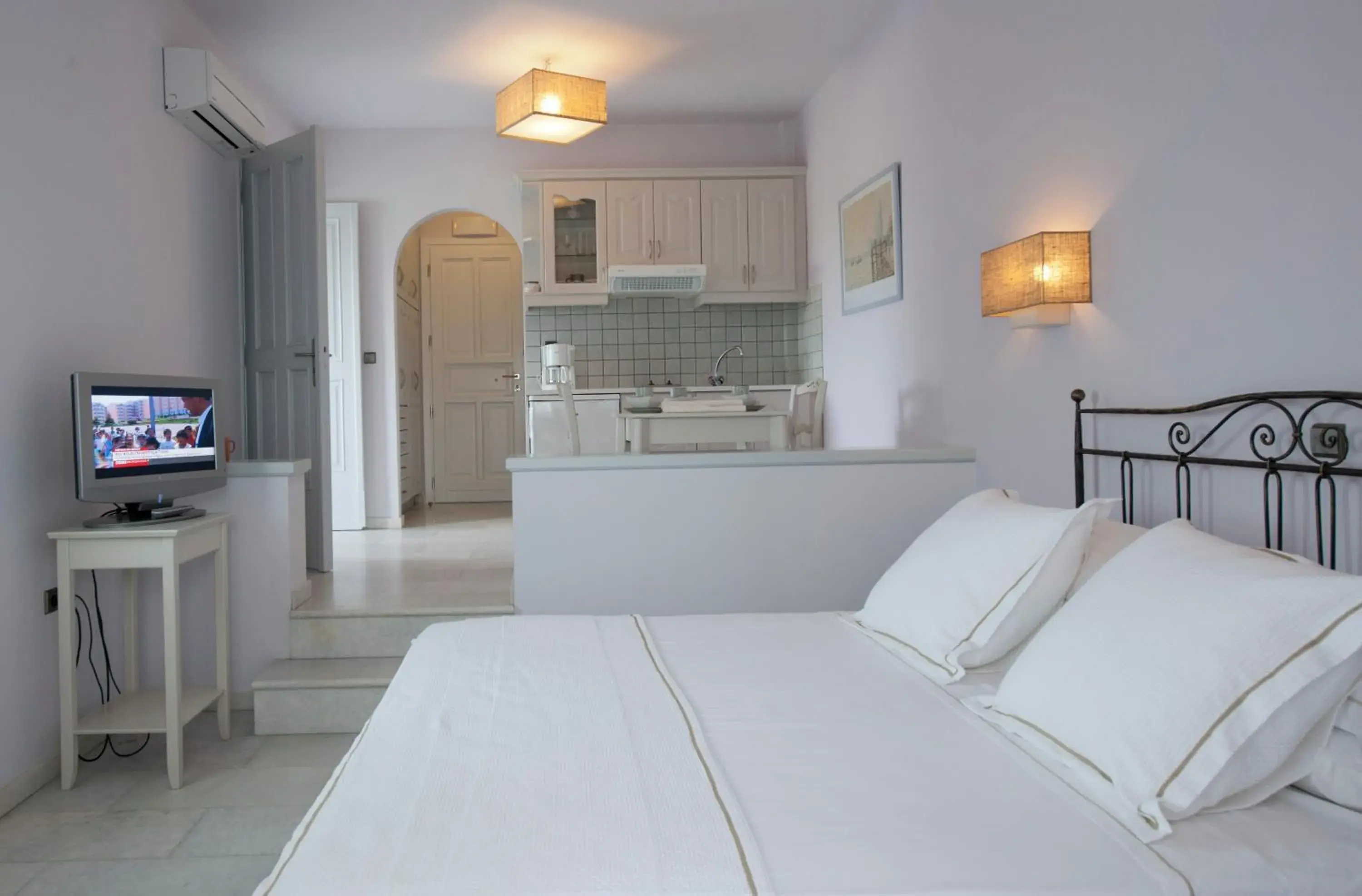 Bedroom, Bed in Ammos Naxos Exclusive Apartment