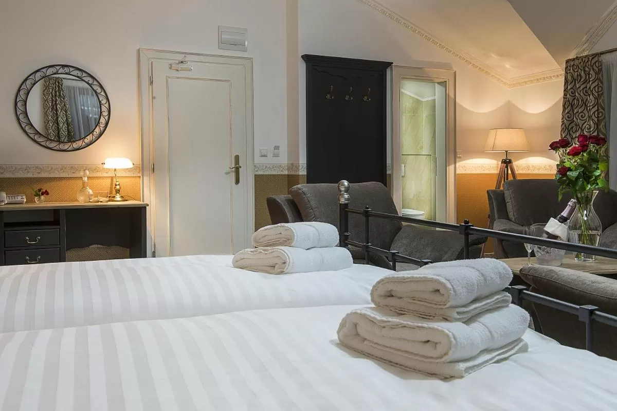 Property building, Bed in Hotel Pod Bránou