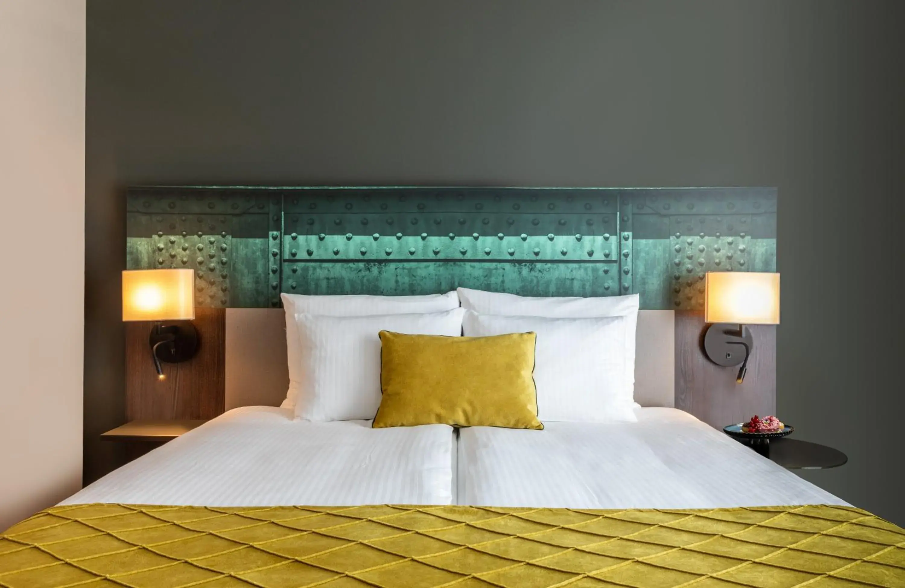 Photo of the whole room, Bed in Leonardo Hotel Dortmund