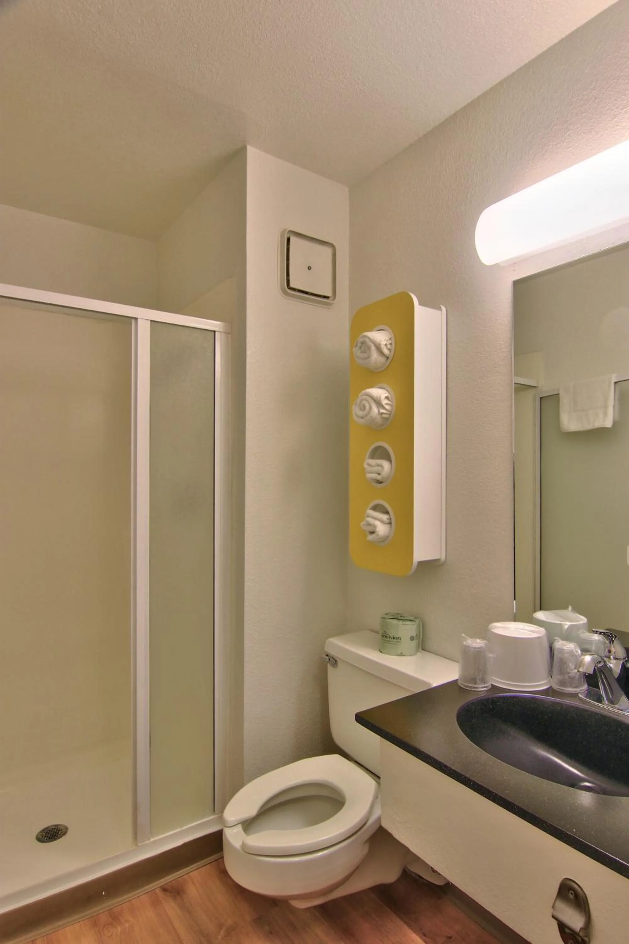 Bathroom in Motel 6-Woodland, CA Sacramento Airport