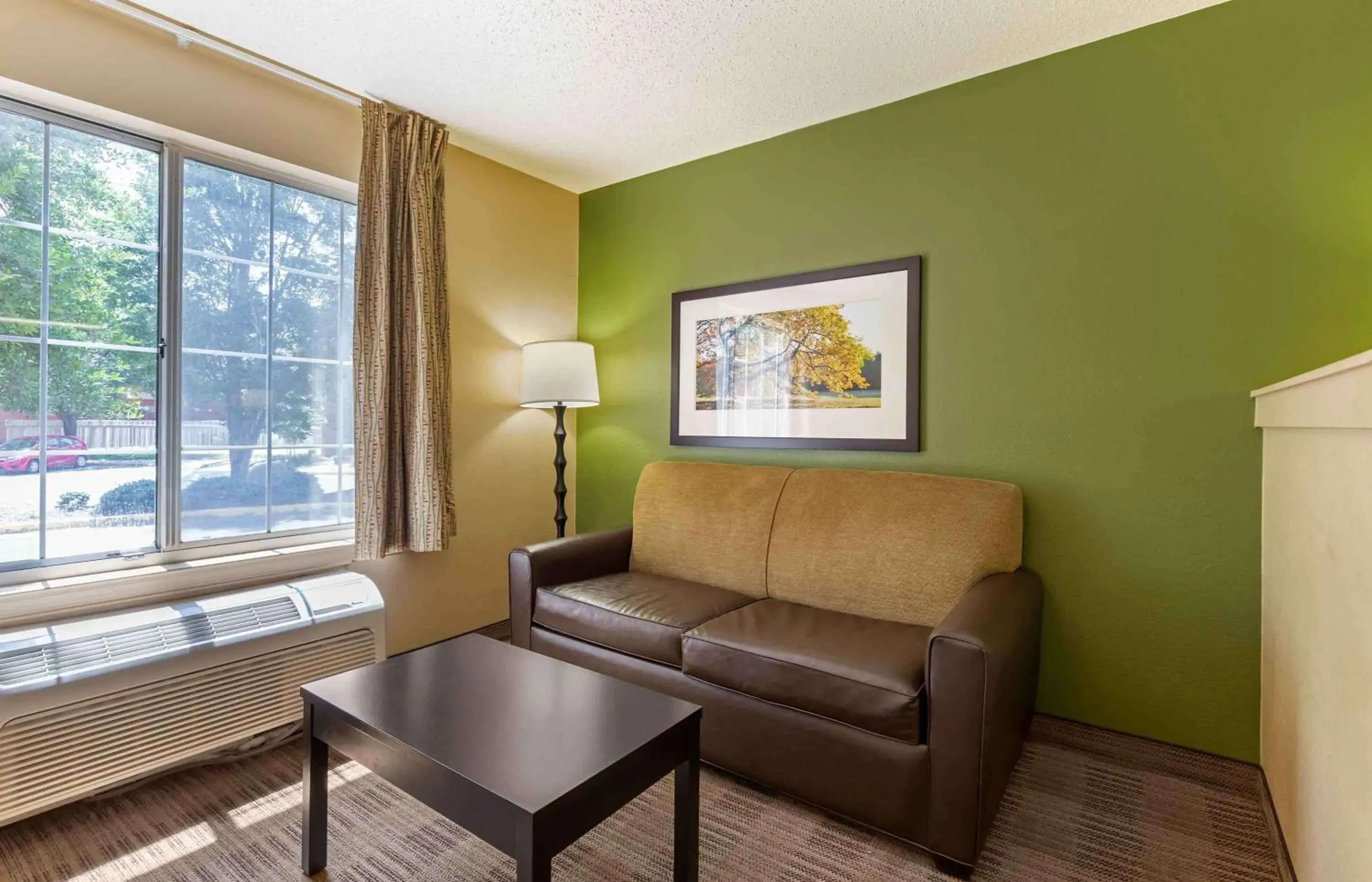 Bedroom, Seating Area in Extended Stay America Suites - Washington, DC - Chantilly