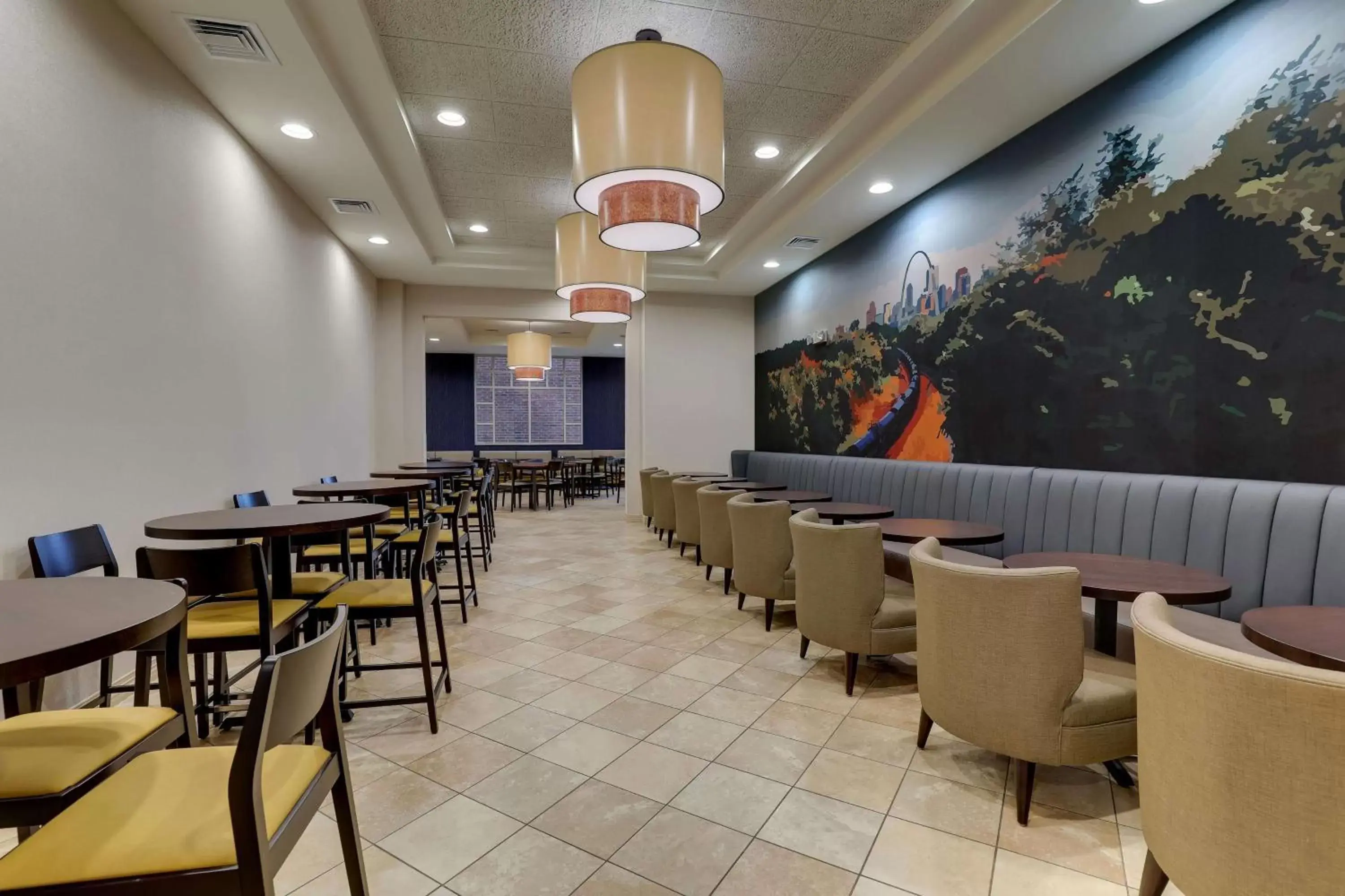 Restaurant/Places to Eat in Drury Inn & Suites St. Louis Arnold