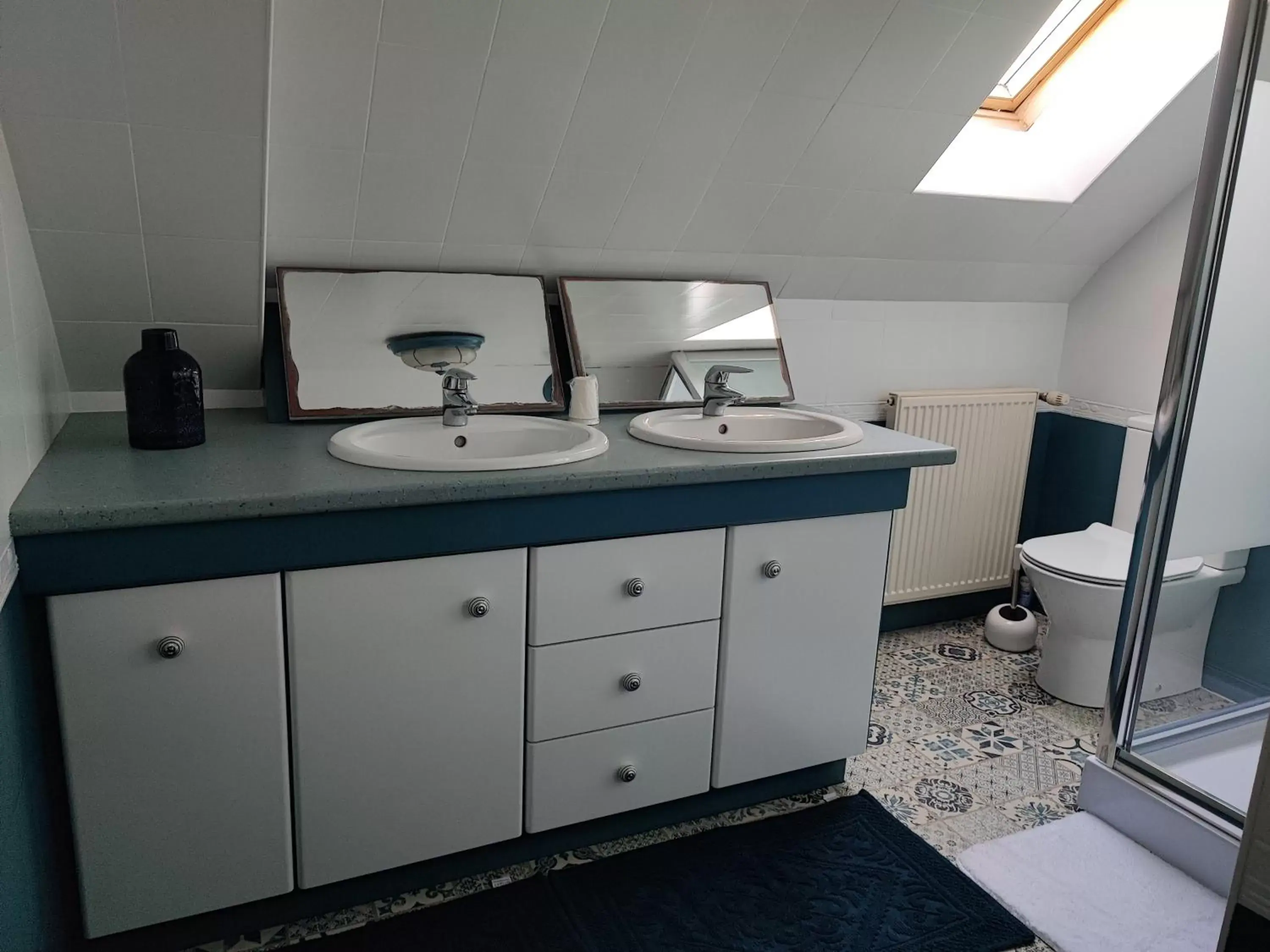 Bathroom, Kitchen/Kitchenette in Chambres d'Hôtes "Les Hauts Vents"