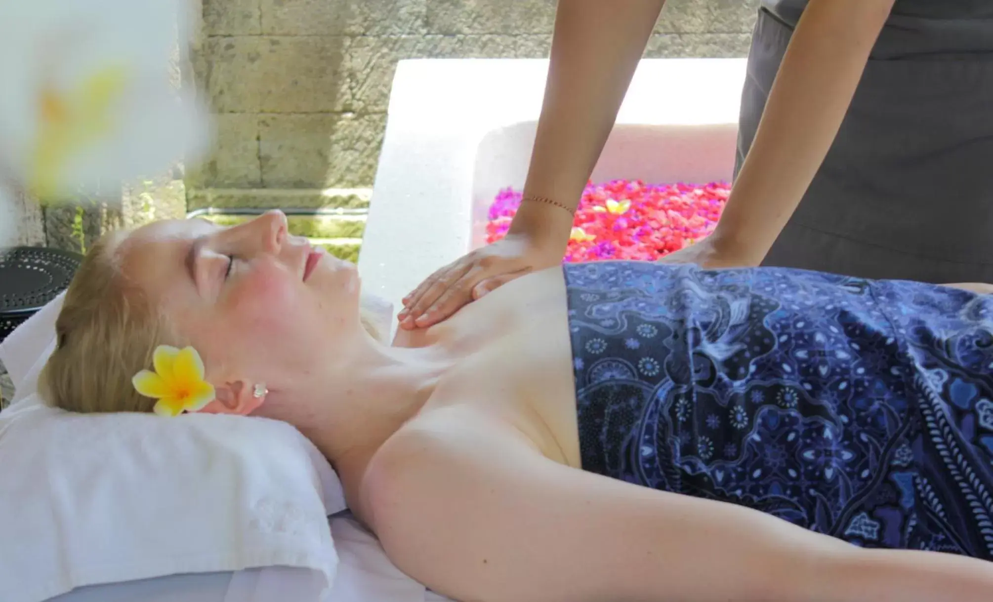 Spa and wellness centre/facilities in Sagara Villas and Suites Sanur by AHM Spa and wellness centre/facilities in Sagara Villas and Suites Sanur by AHM