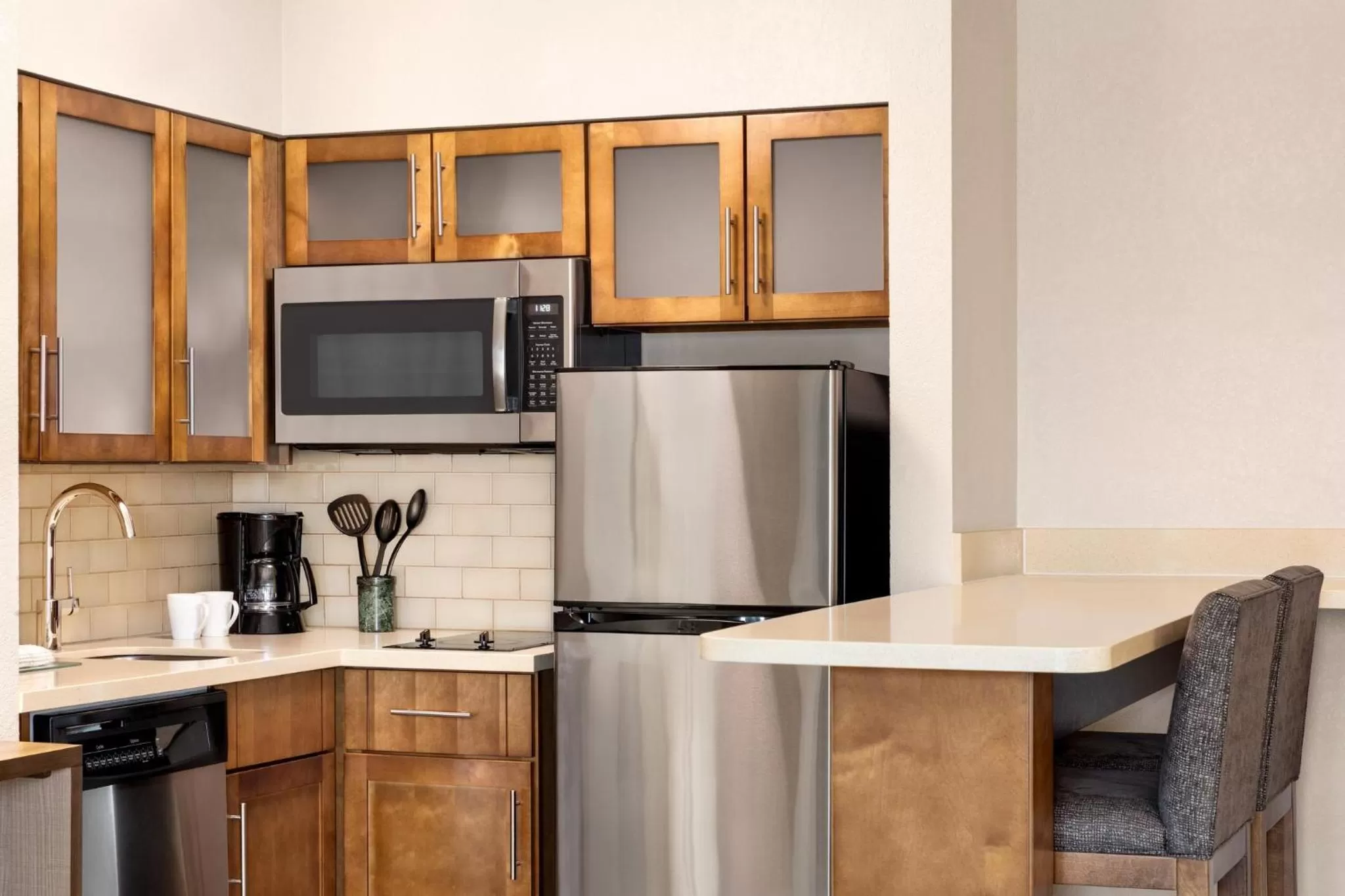 Photo of the whole room in Staybridge Suites Fort Wayne by IHG