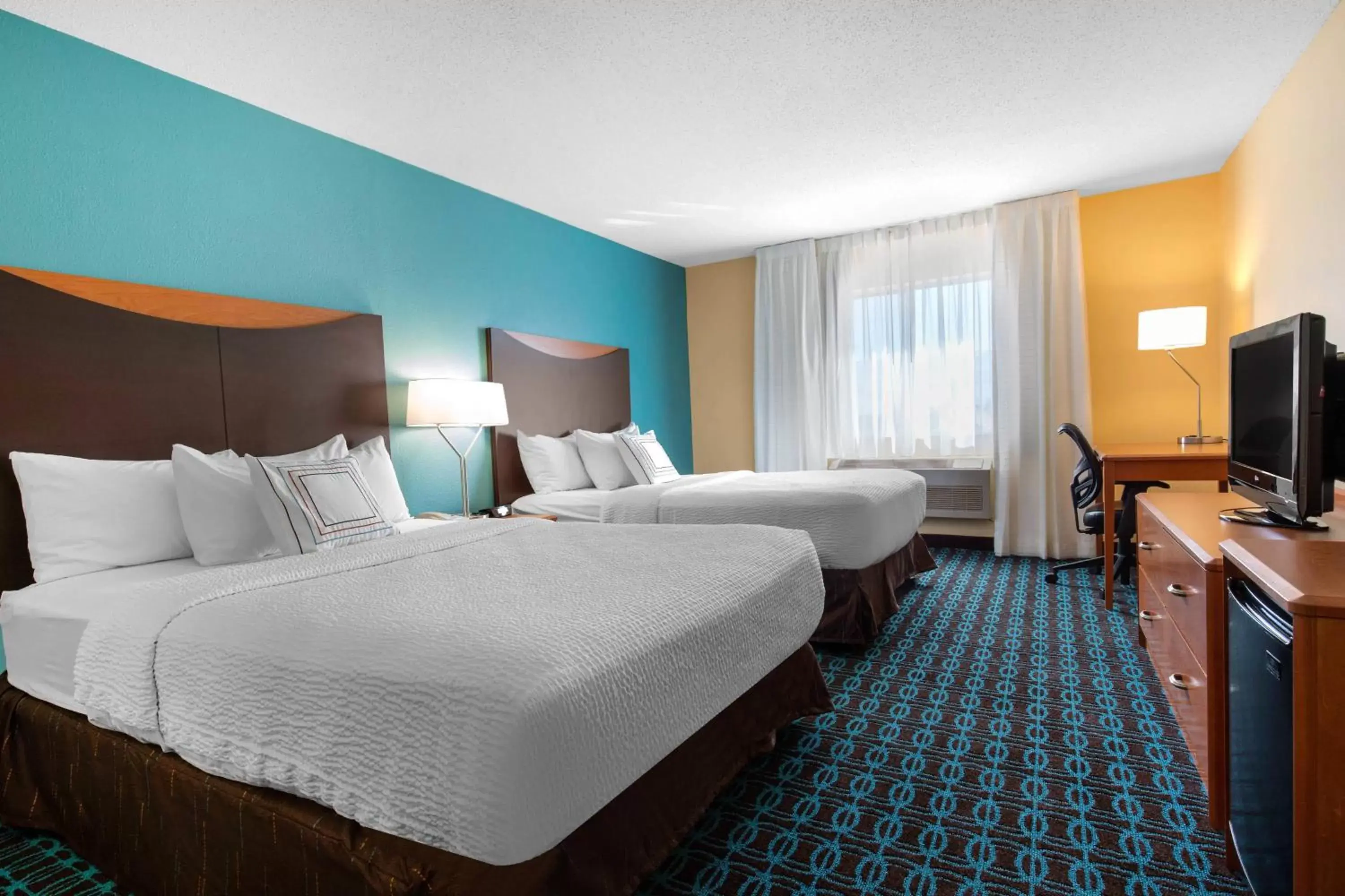 Photo of the whole room, Bed in Fairfield Inn & Suites St. Cloud