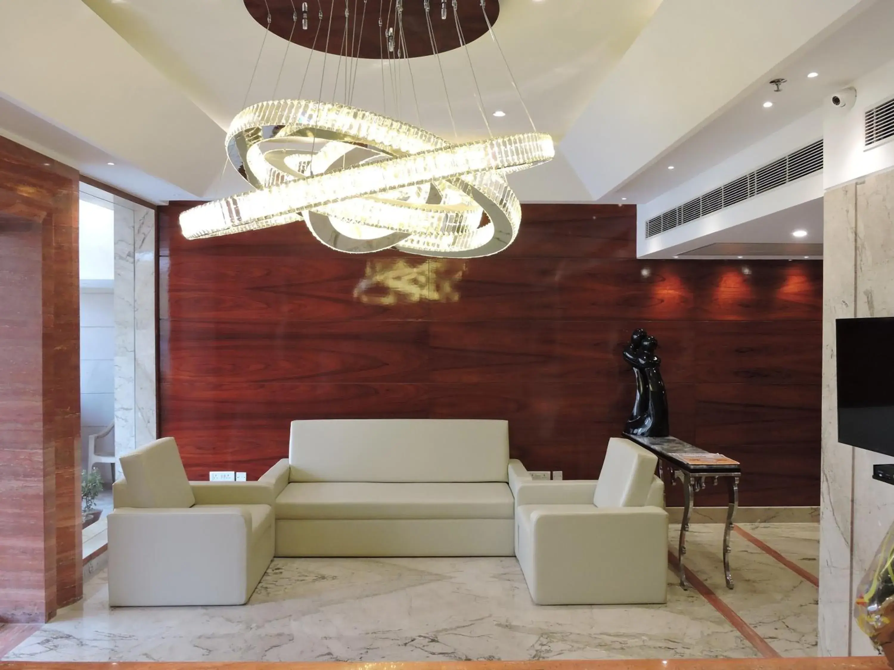 Lobby or reception, Lounge/Bar in Hotel Ascent Biz