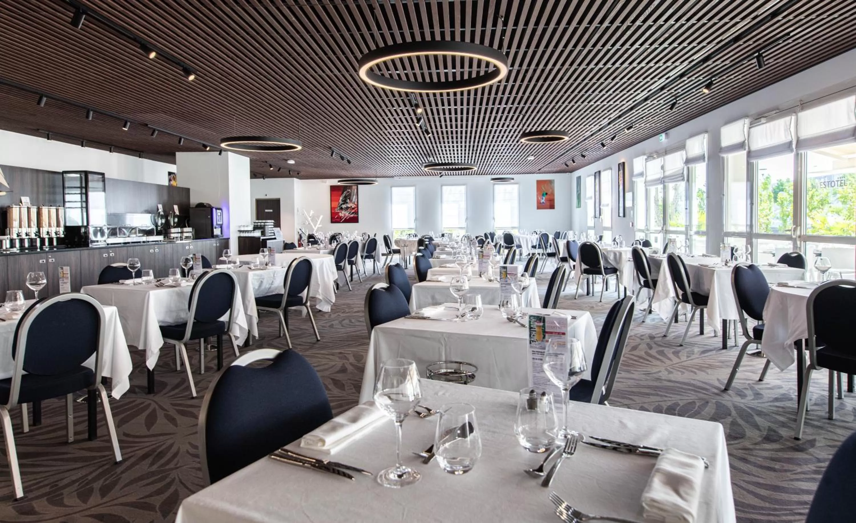 Restaurant/places to eat in Westotel Tours Val de Loire