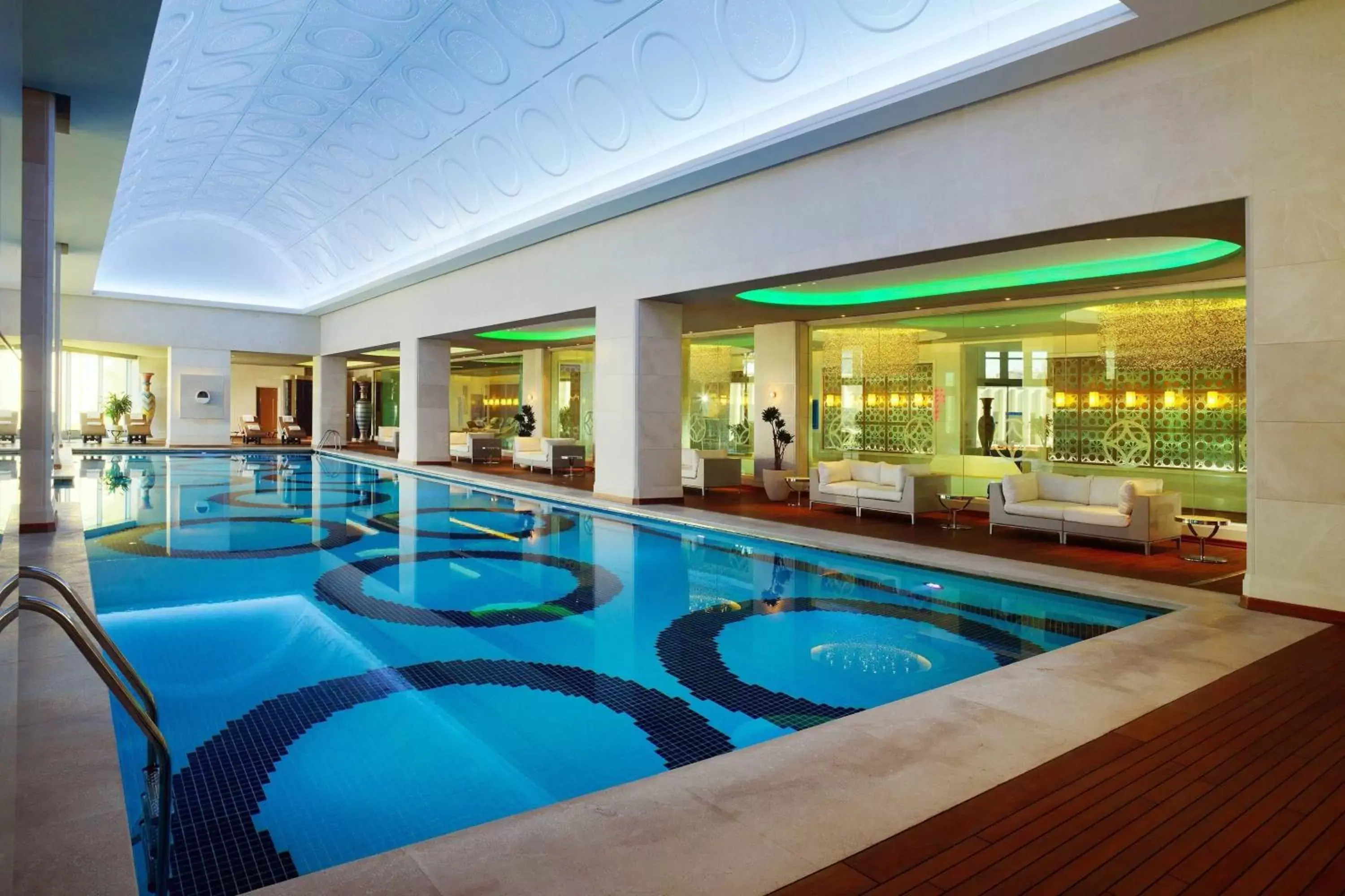 Swimming Pool in JW Marriott Hotel Ankara