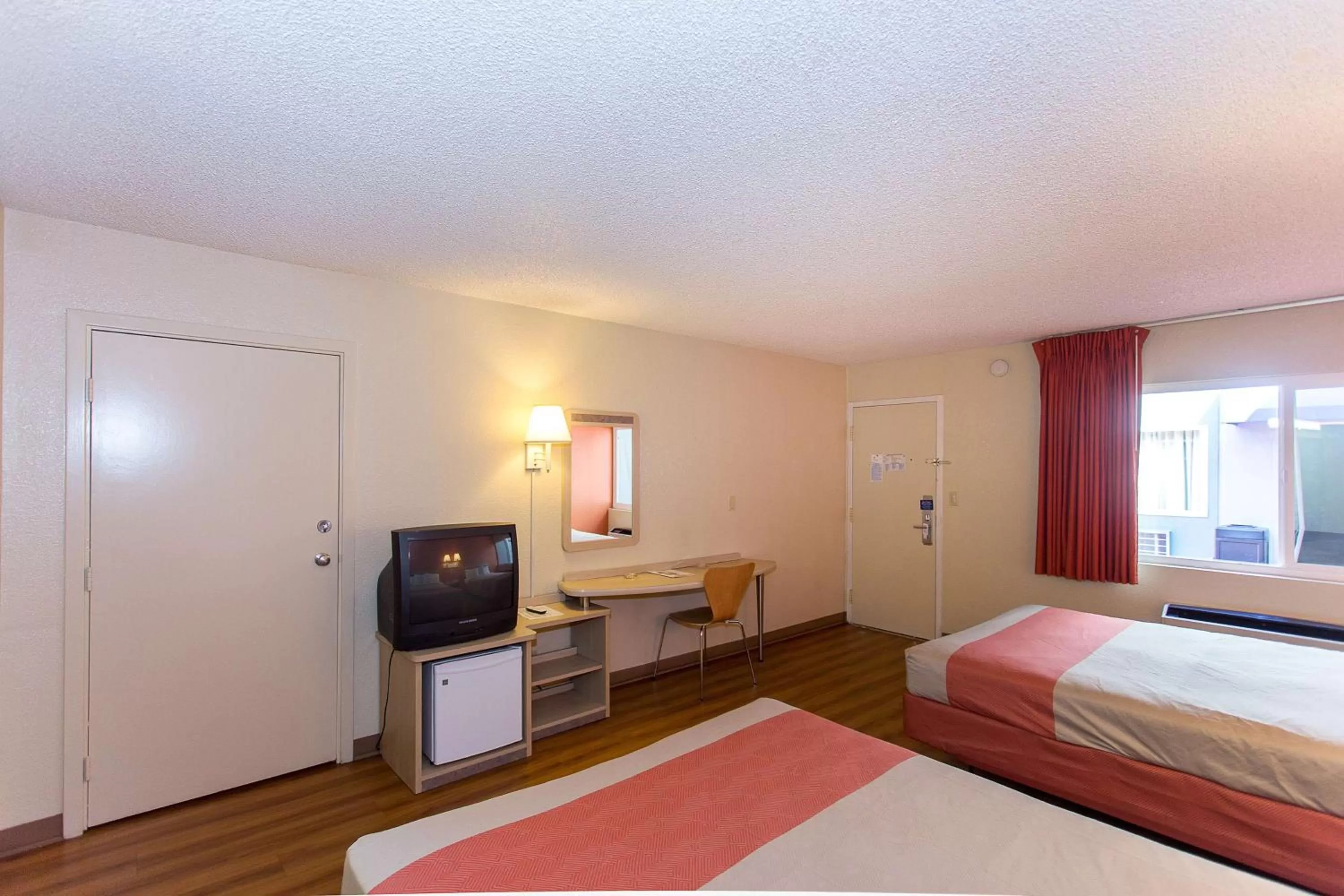 TV and multimedia, Bed in Cathedral Hill Hotel