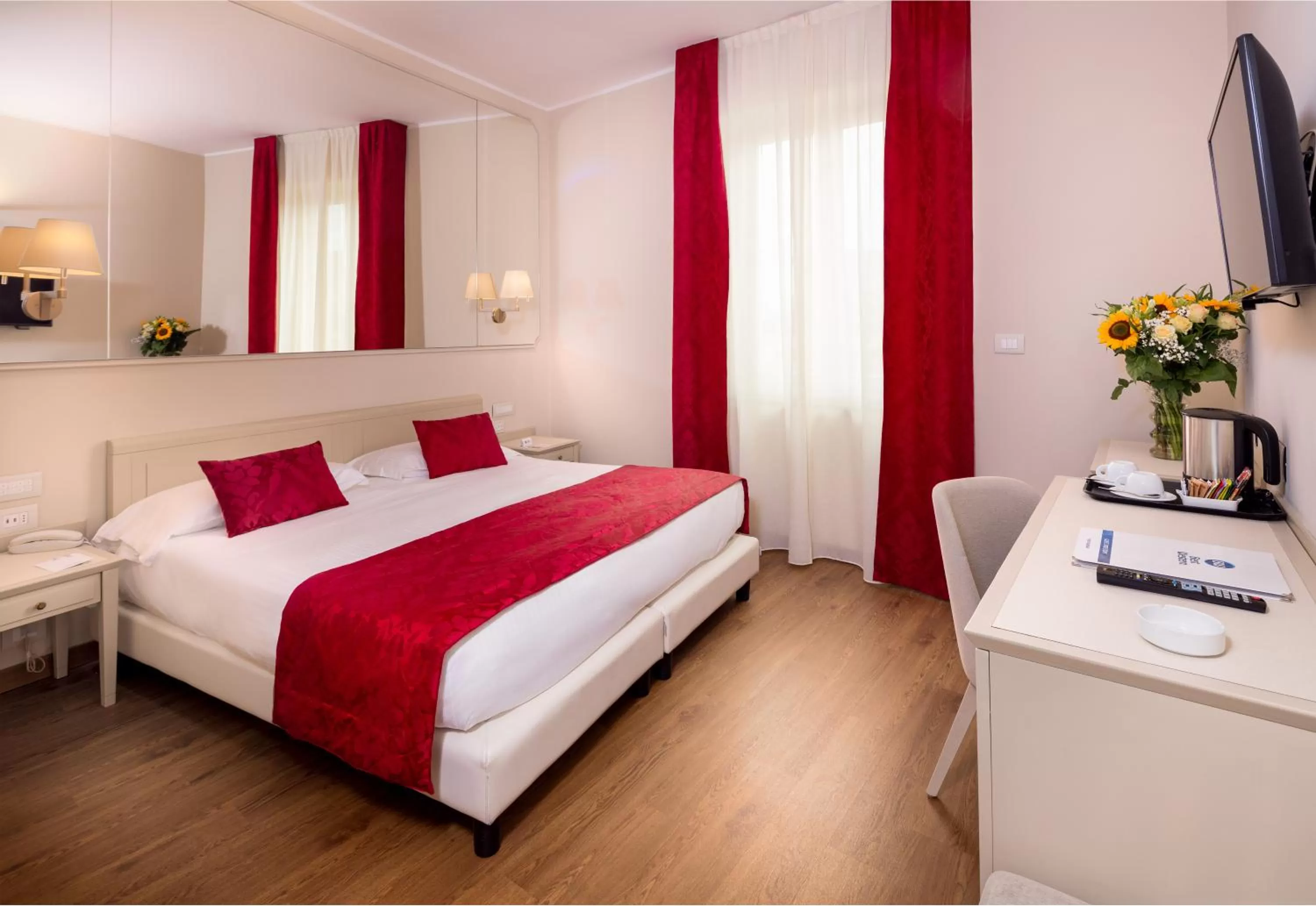 Bedroom, Bed in Best Western Hotel Nazionale