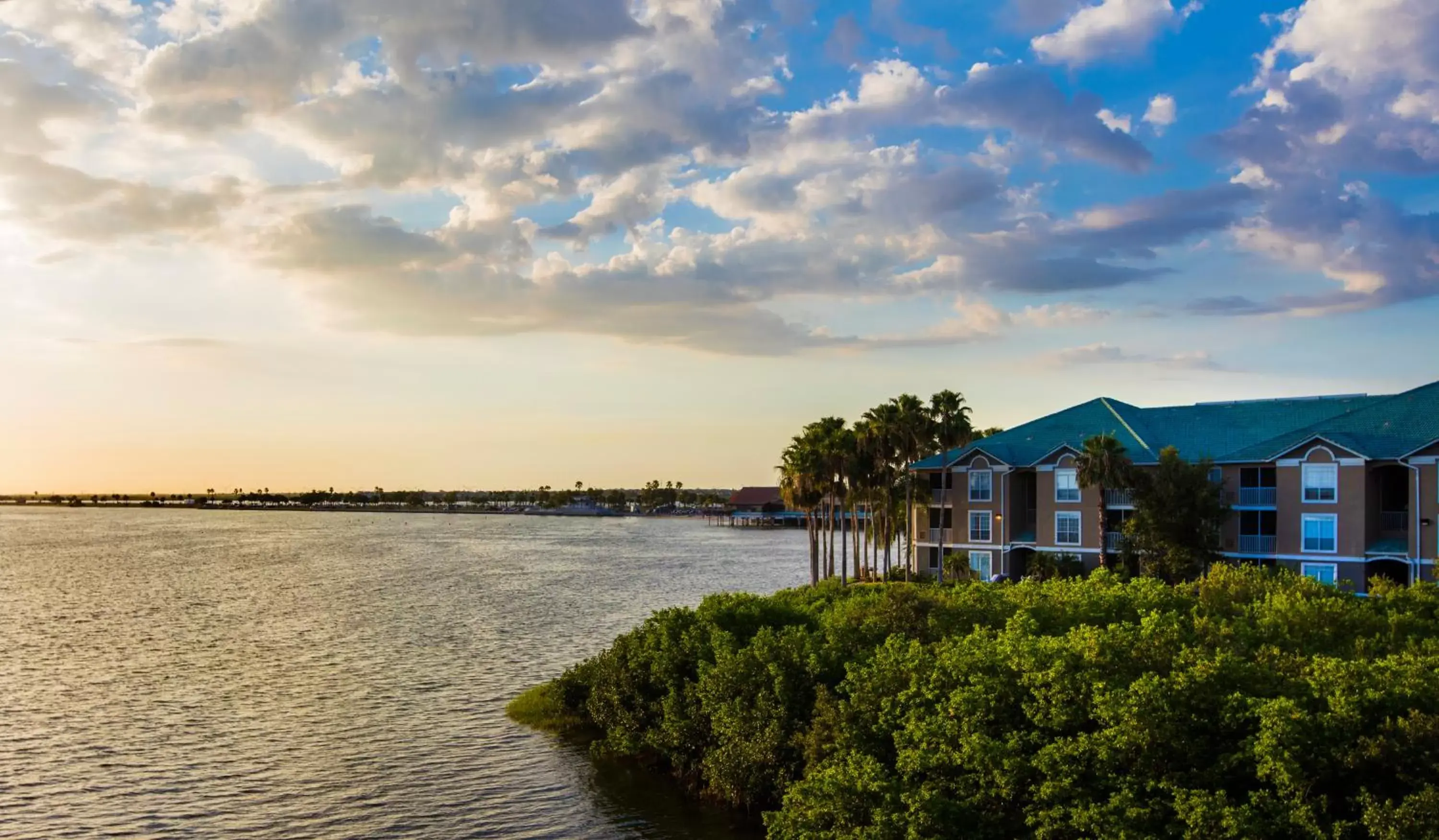 Property building, Neighborhood in Sailport Waterfront Suites