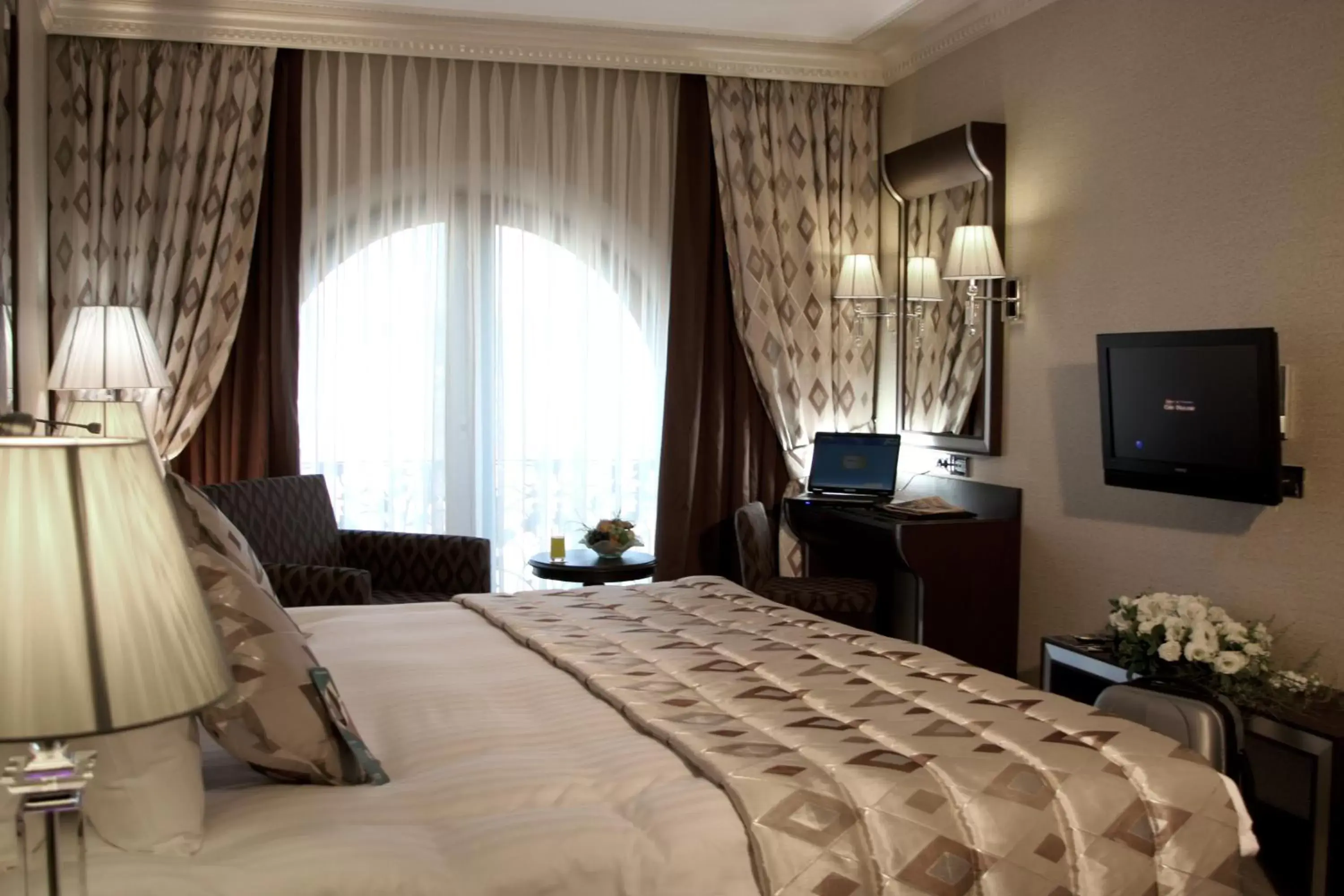 Bed in Eser Premium Hotel & Spa