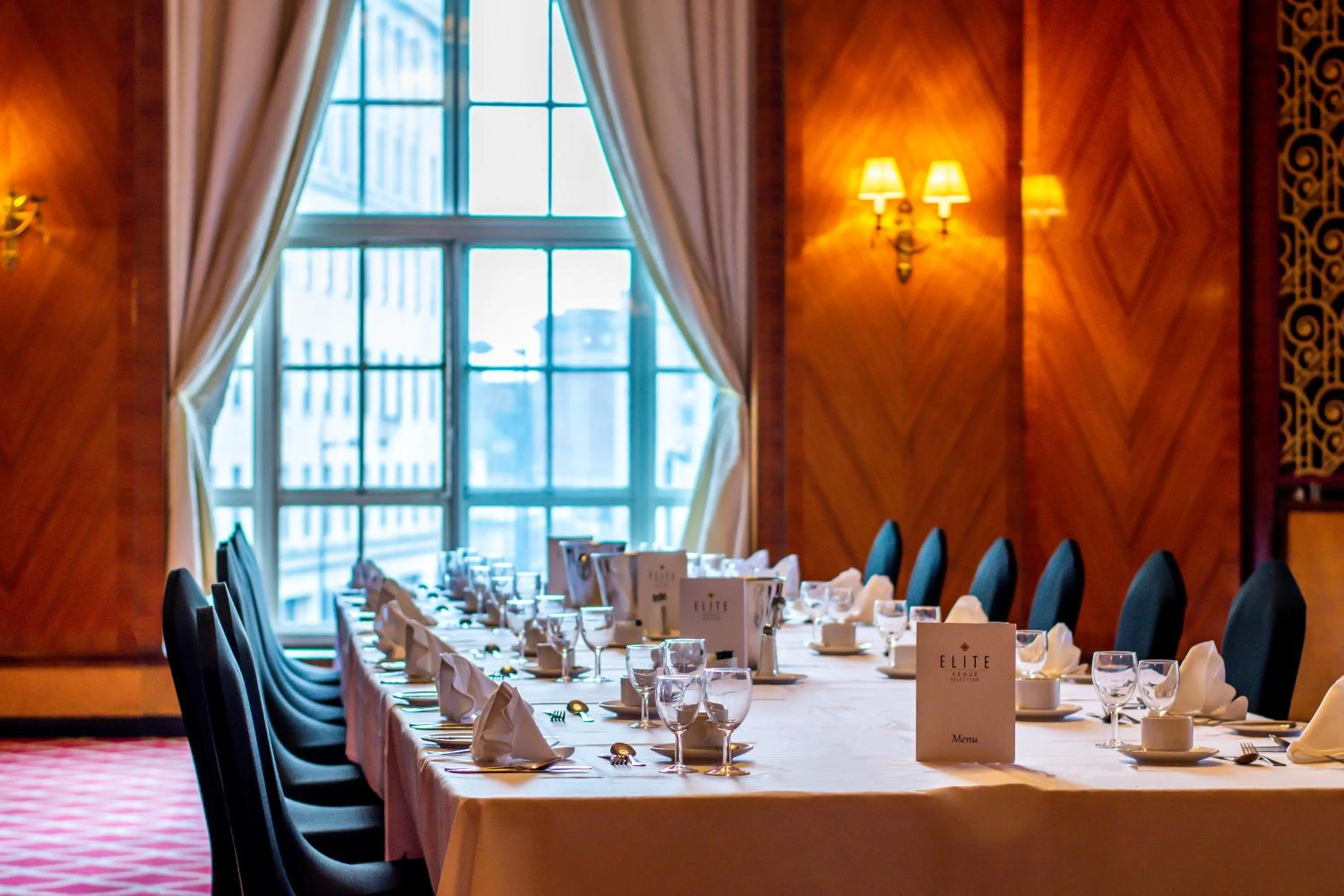 Business facilities in Adelphi Hotel