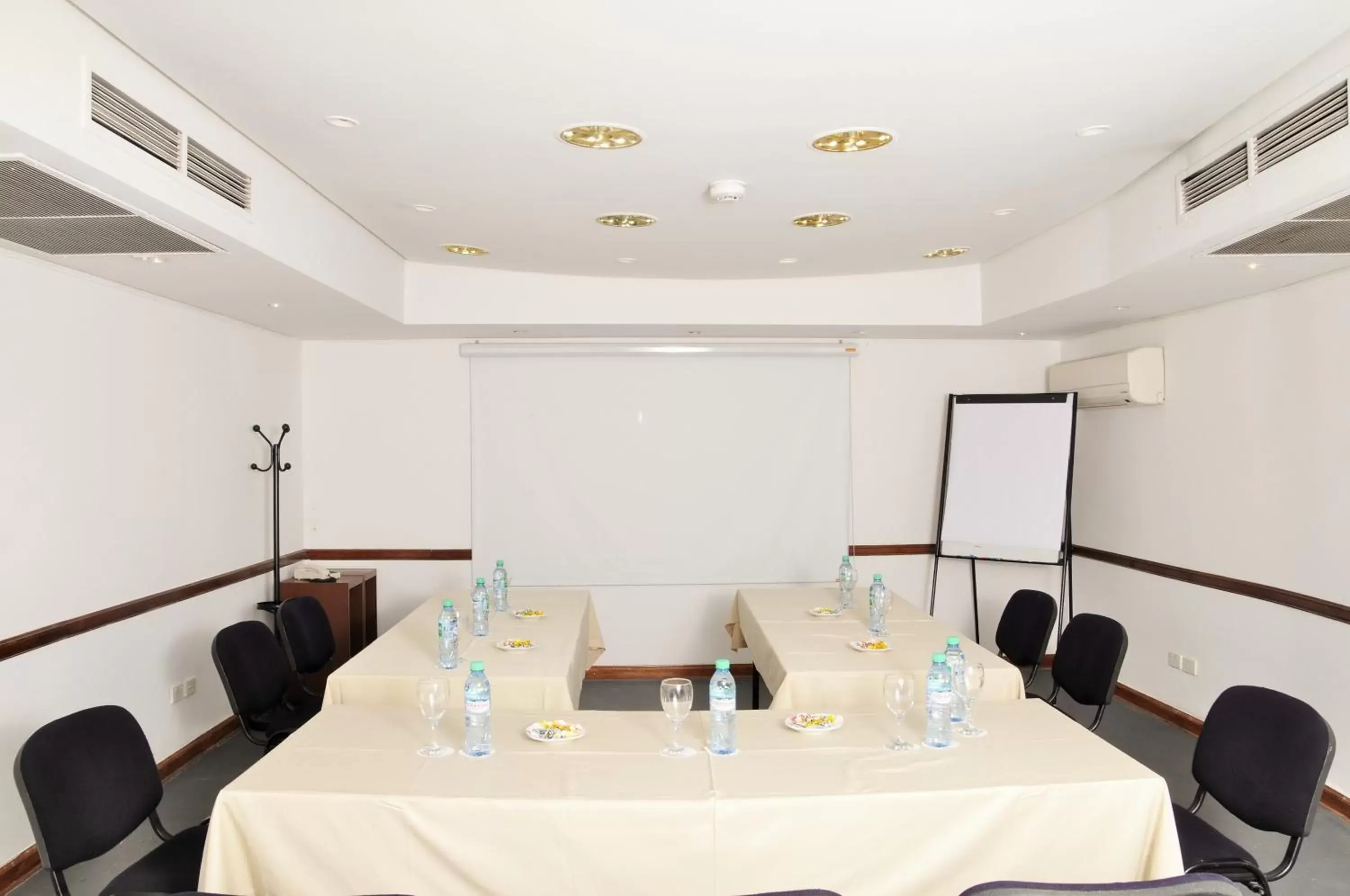 Meeting/conference room in Imperial Park Hotel