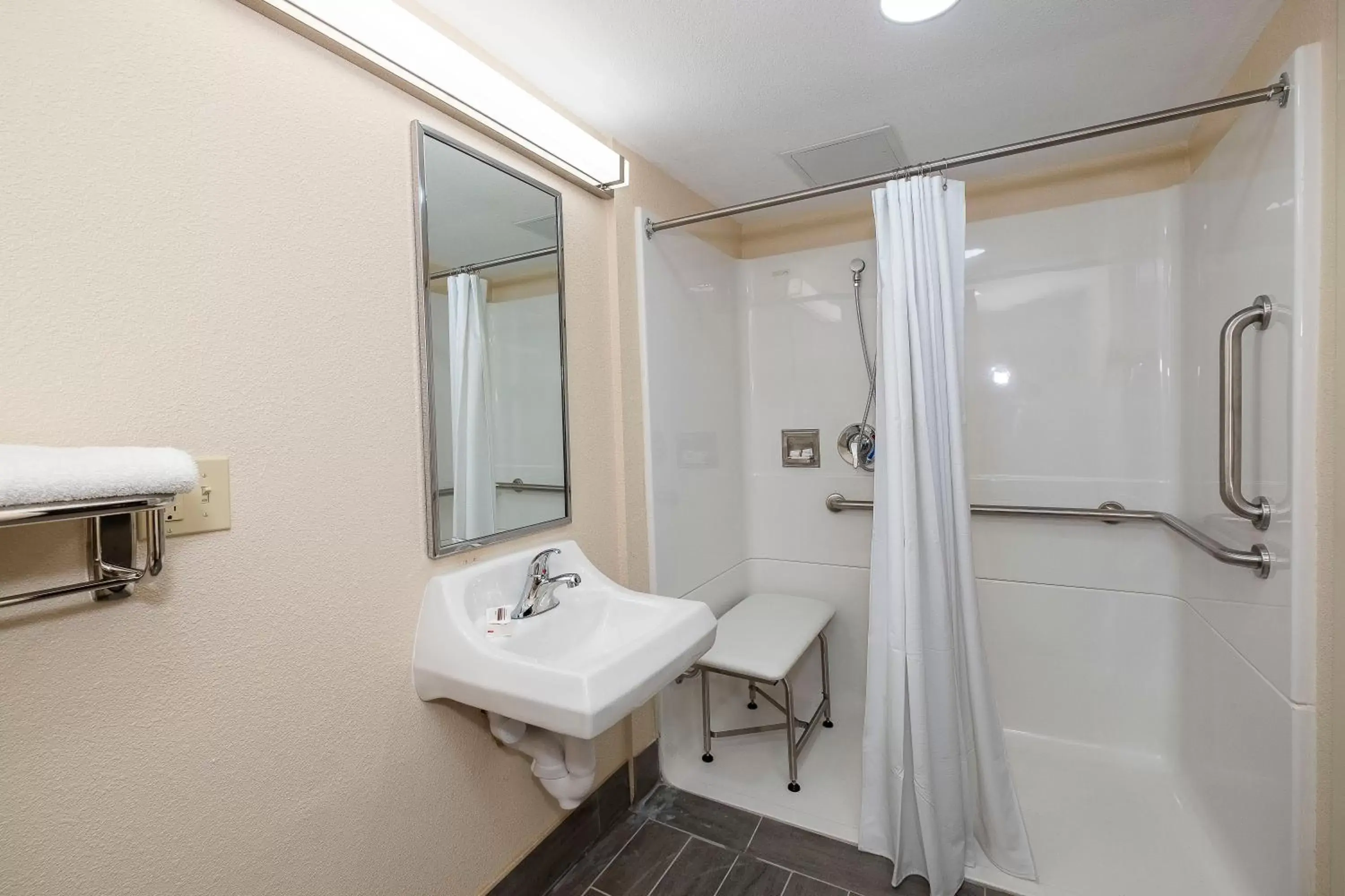 Other, Bathroom in Red Roof Inn Freehold