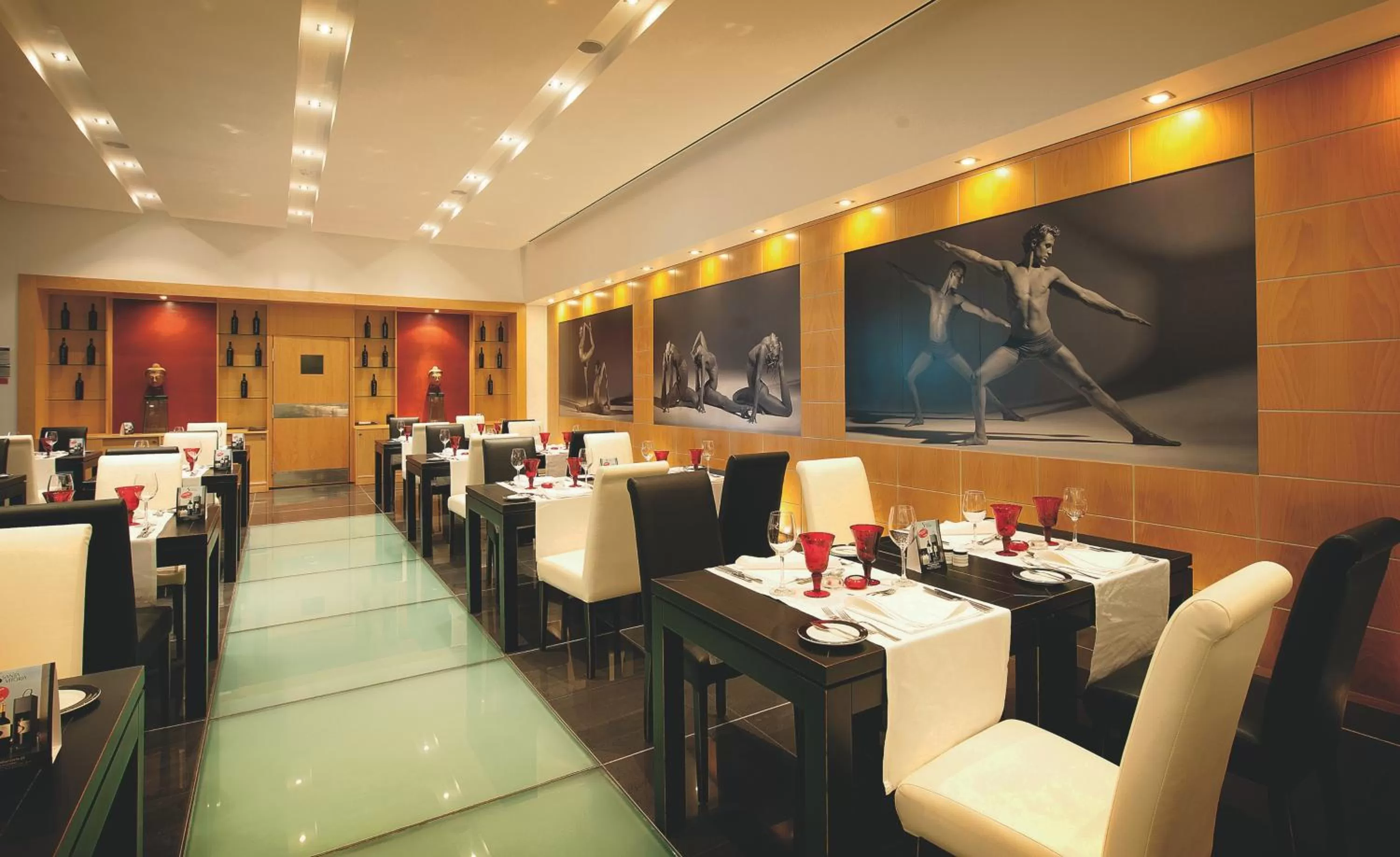 Restaurant/places to eat in Vila Gale Santa Cruz