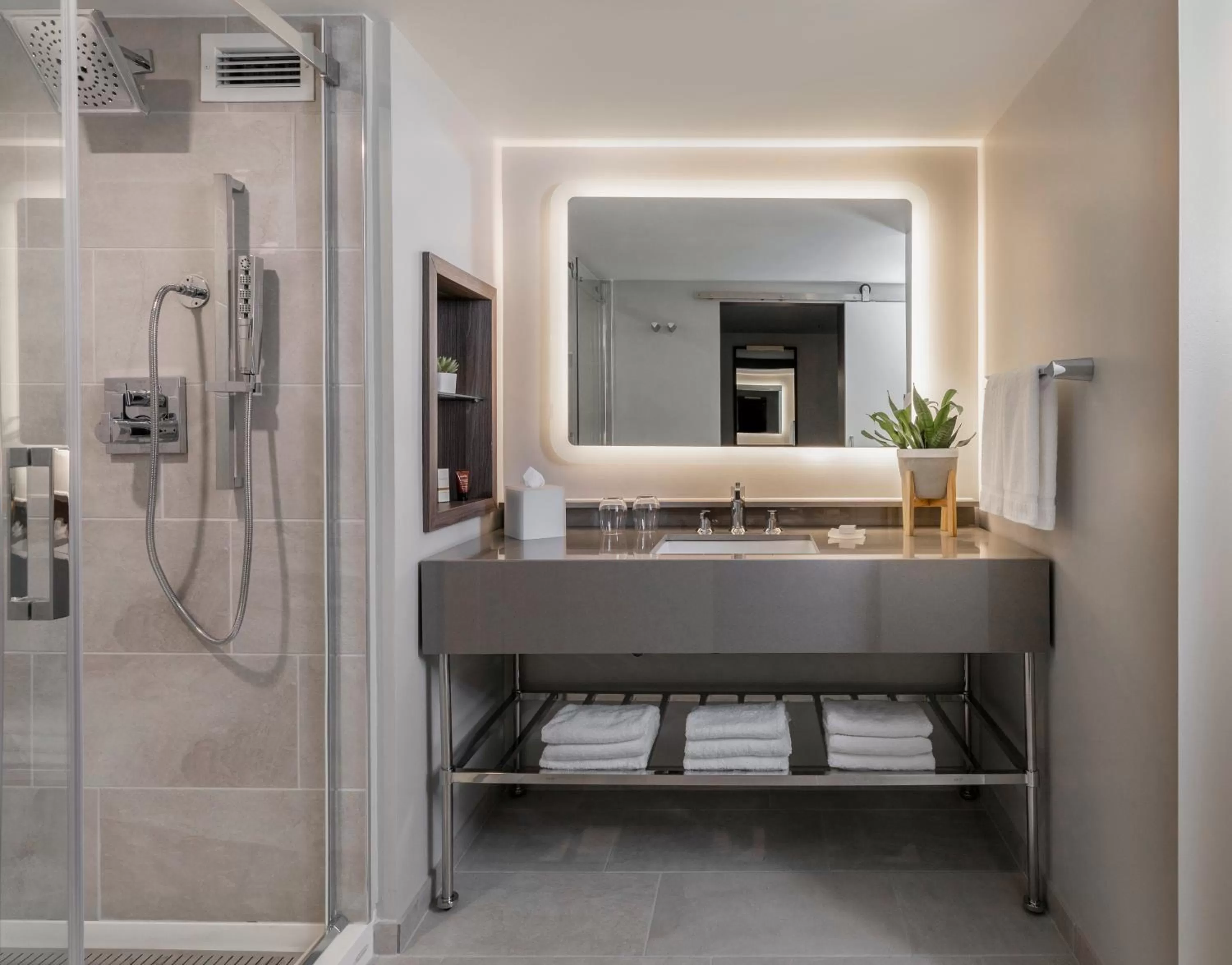 Bathroom in Hotel Madera