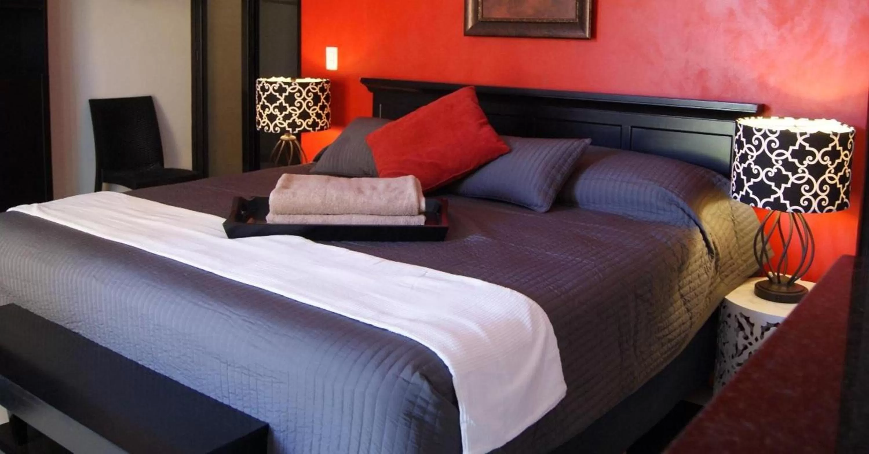 Bedroom, Bed in Ochenta Y Dos Bed & Breakfast & Spa