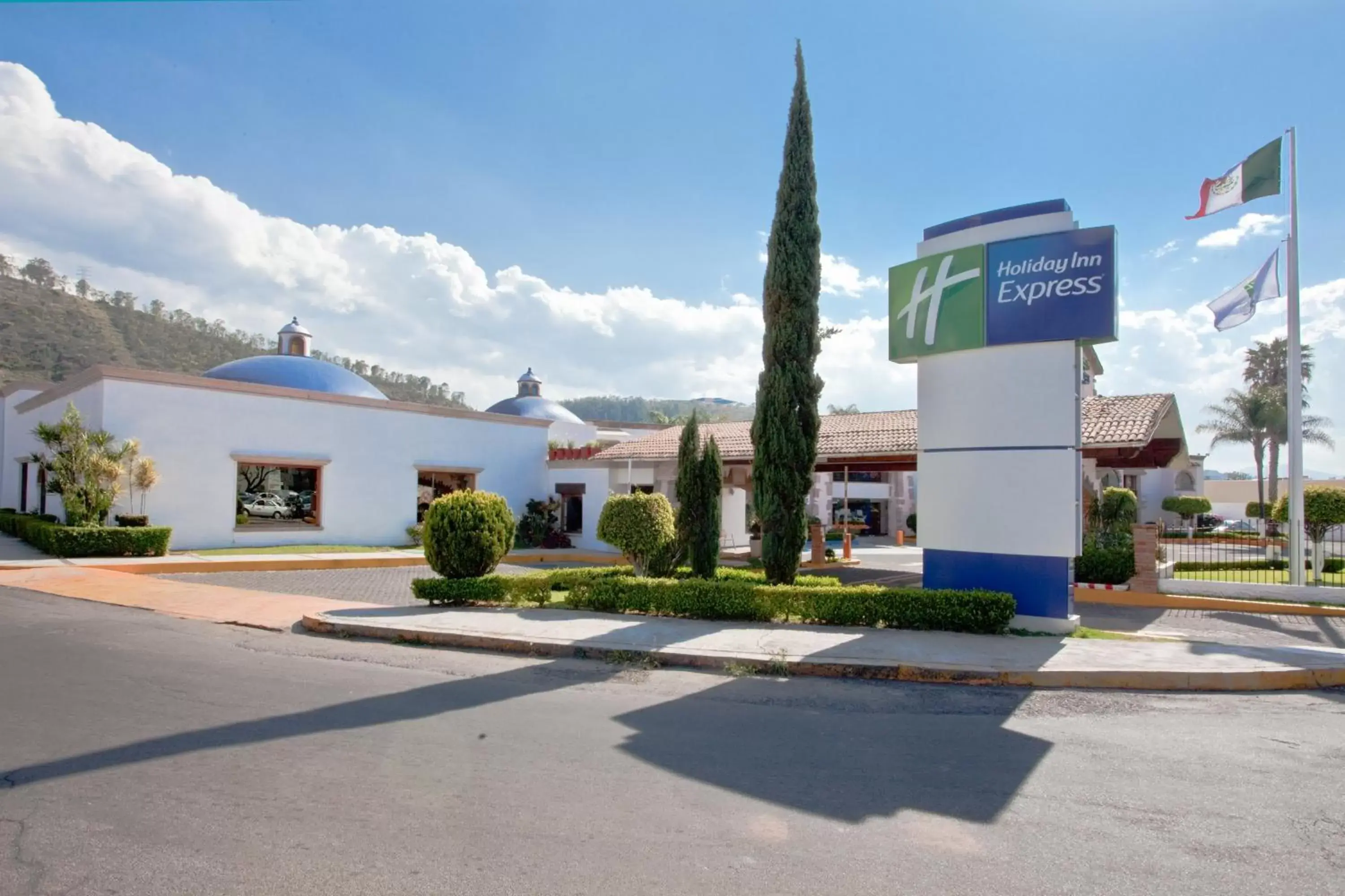 Property Building in Holiday Inn Express Morelia, an IHG Hotel