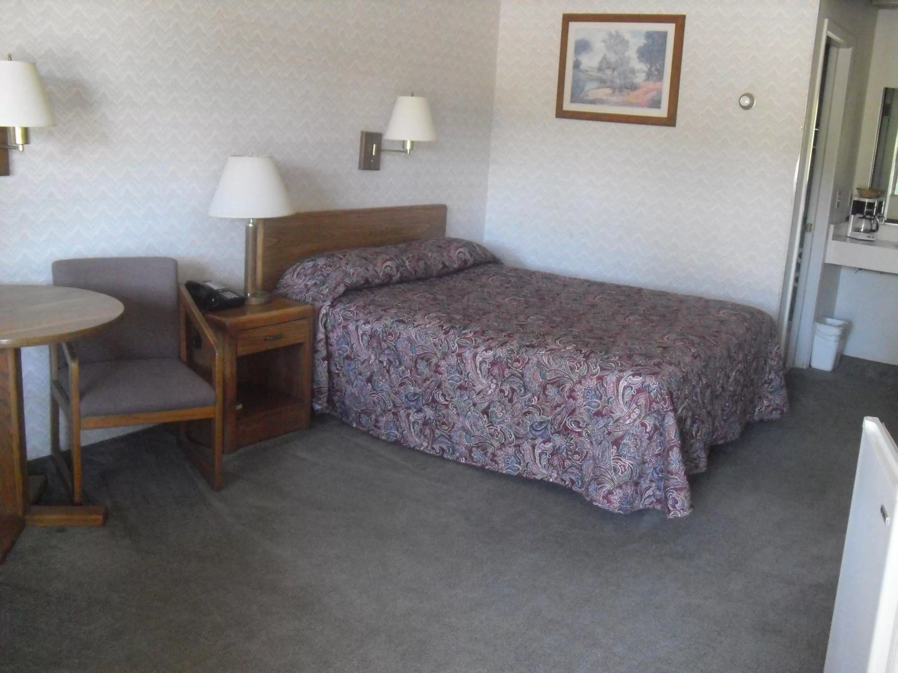 Bed in Creekside Lodge