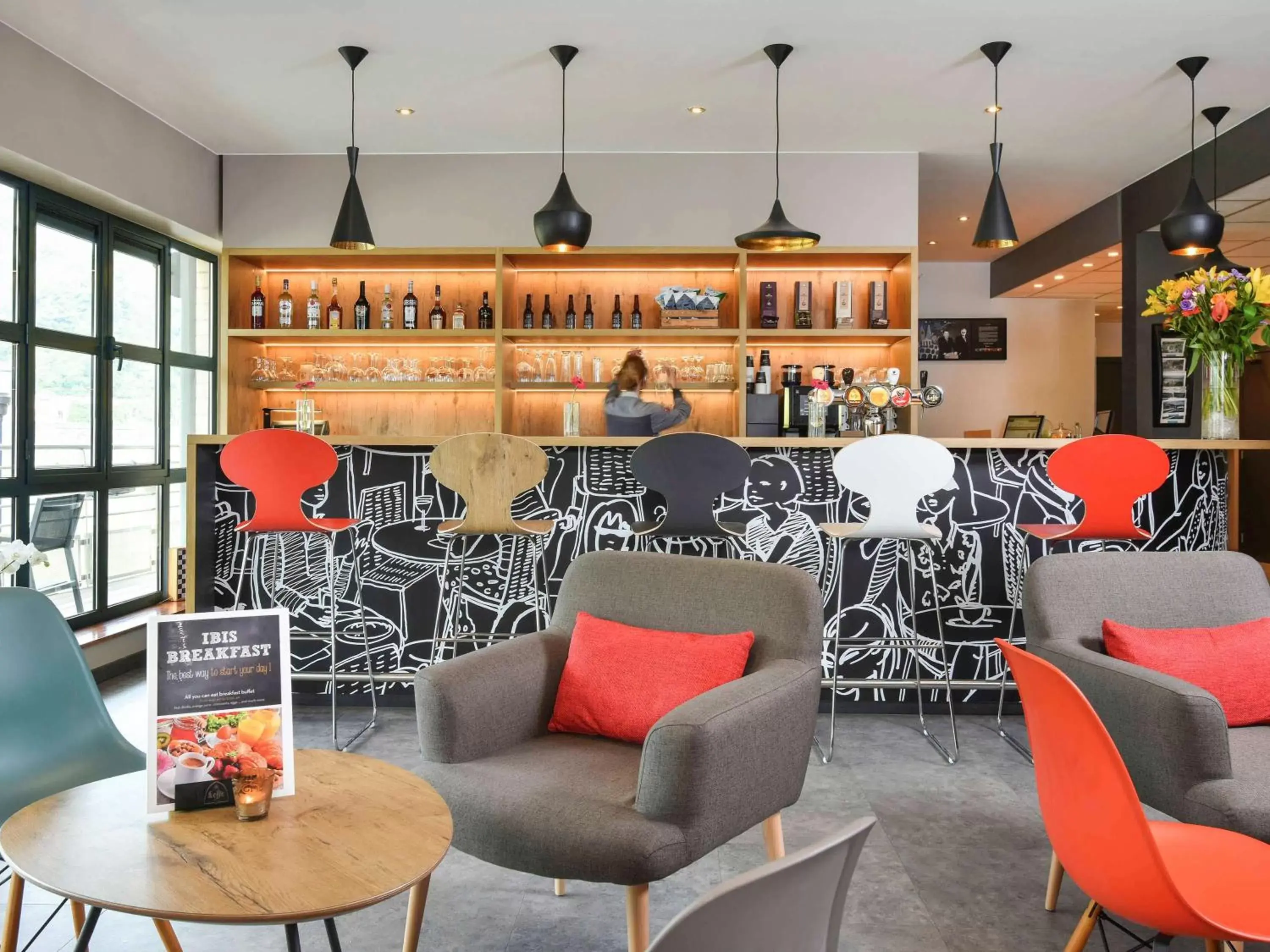 Lounge or bar in ibis Dinant Centre