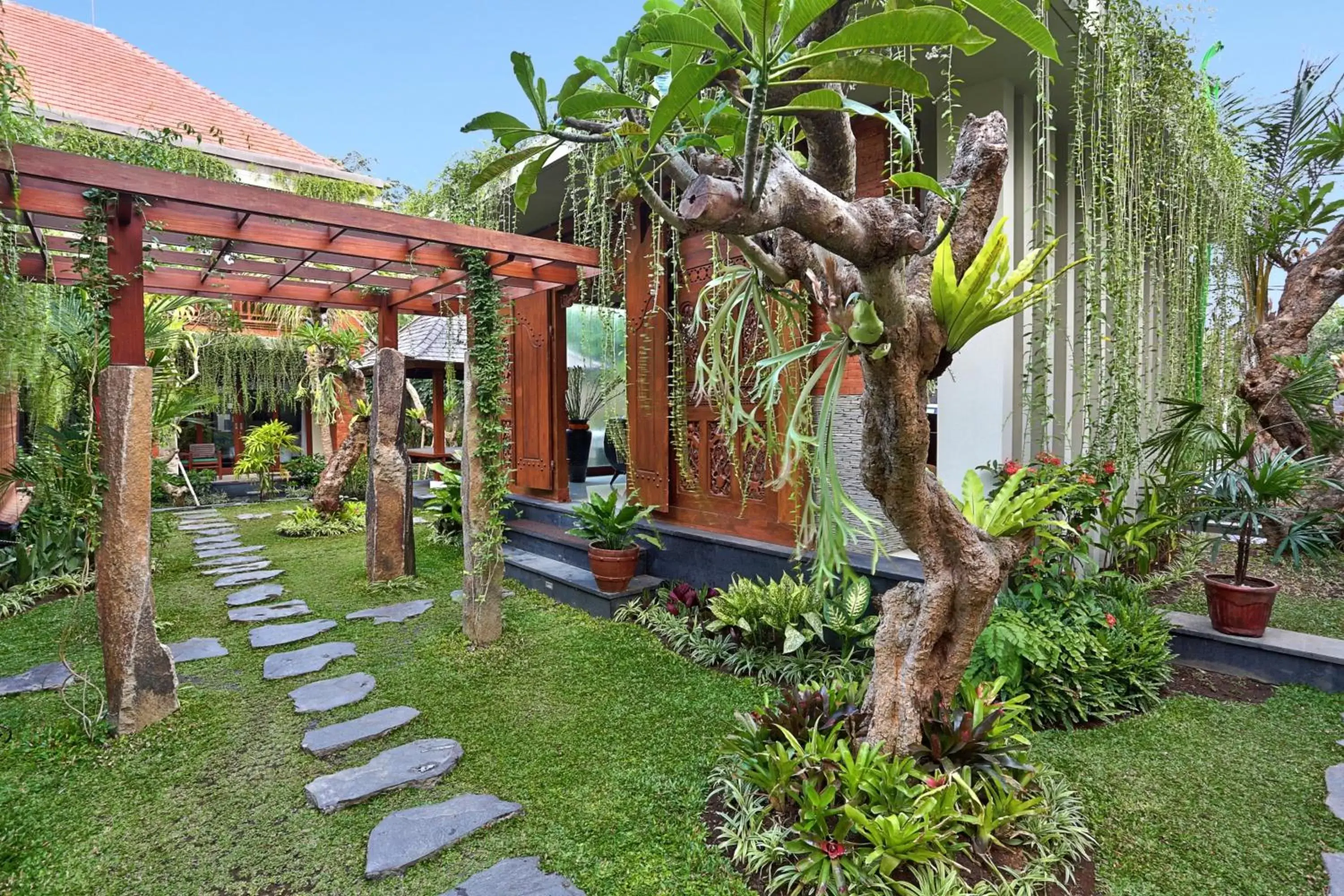 Summer, Garden in Awatara Boutique Resort Ubud