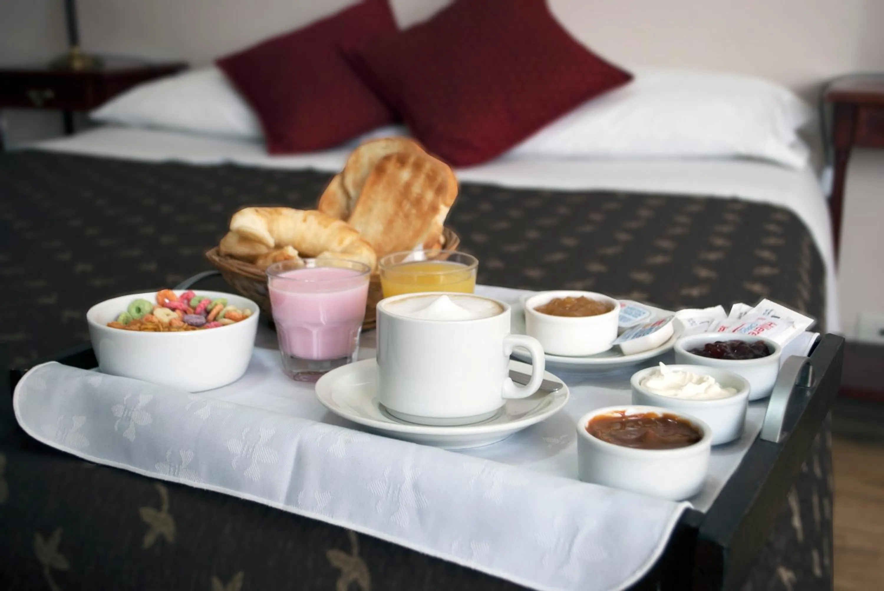 Bedroom, Bed in Hotel Gran Madryn