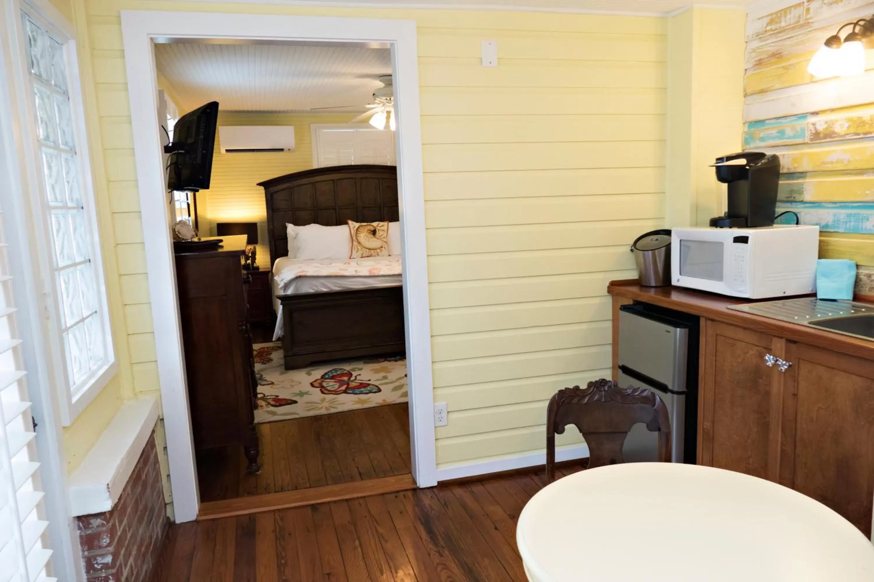 Kitchen or kitchenette, Kitchen/Kitchenette in Beachview Inn and Spa