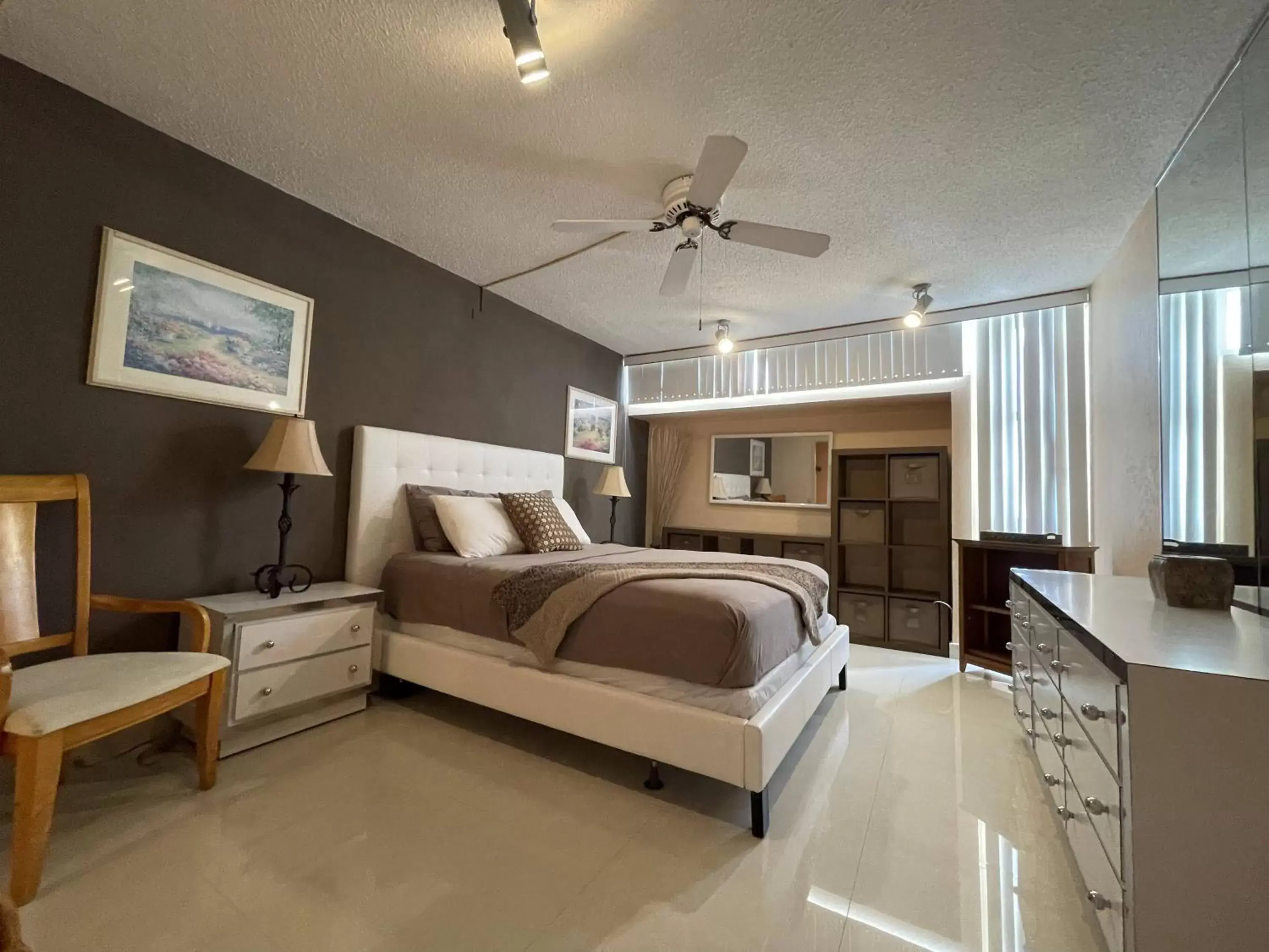 Bed, Seating Area in 2BR Condo at Isla Verde Beach