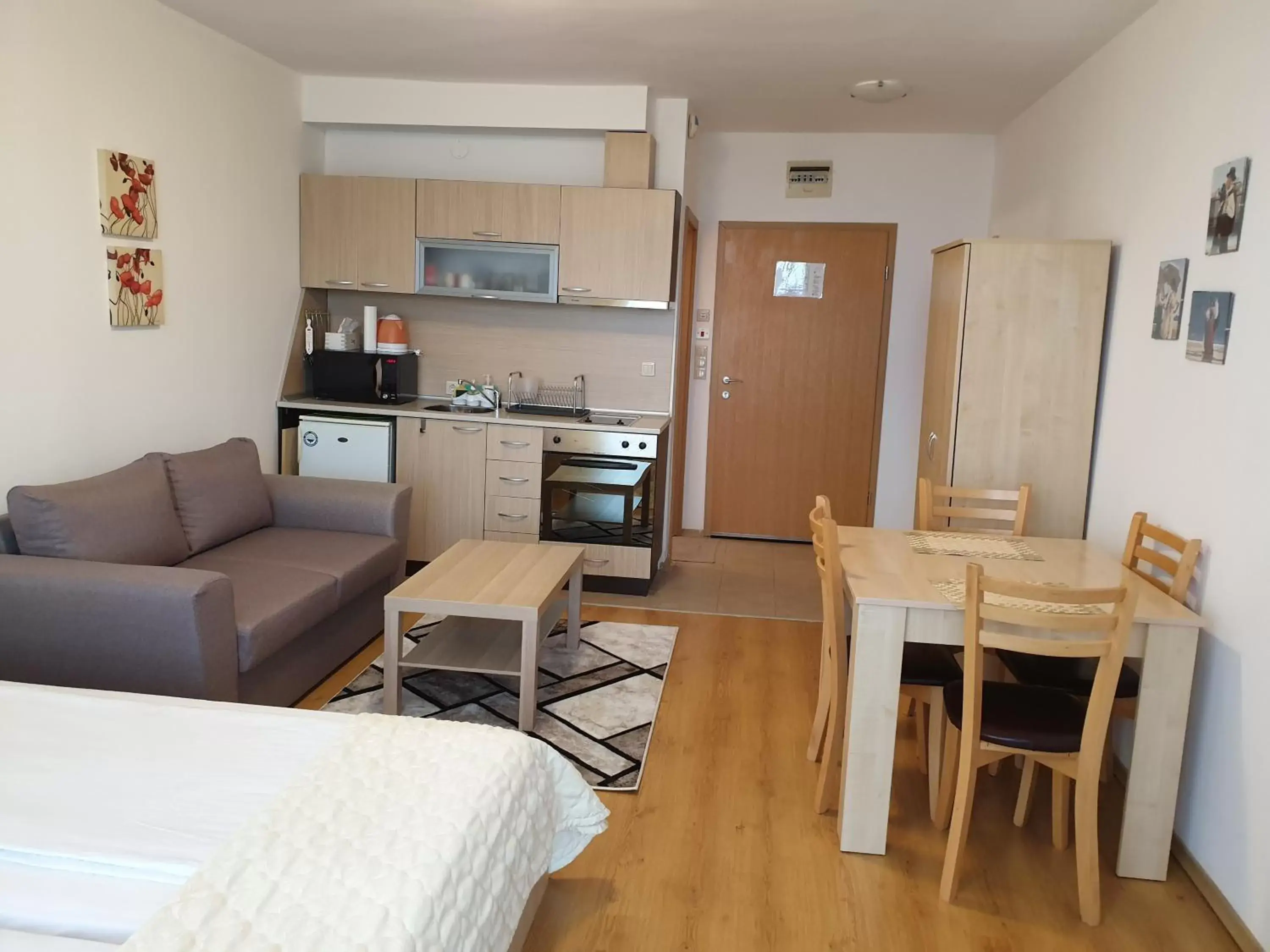 Studio with Terrace in Private Studio in Aspen Golf and Ski Resort Studio with Terrace in Private Studio in Aspen Golf and Ski Resort