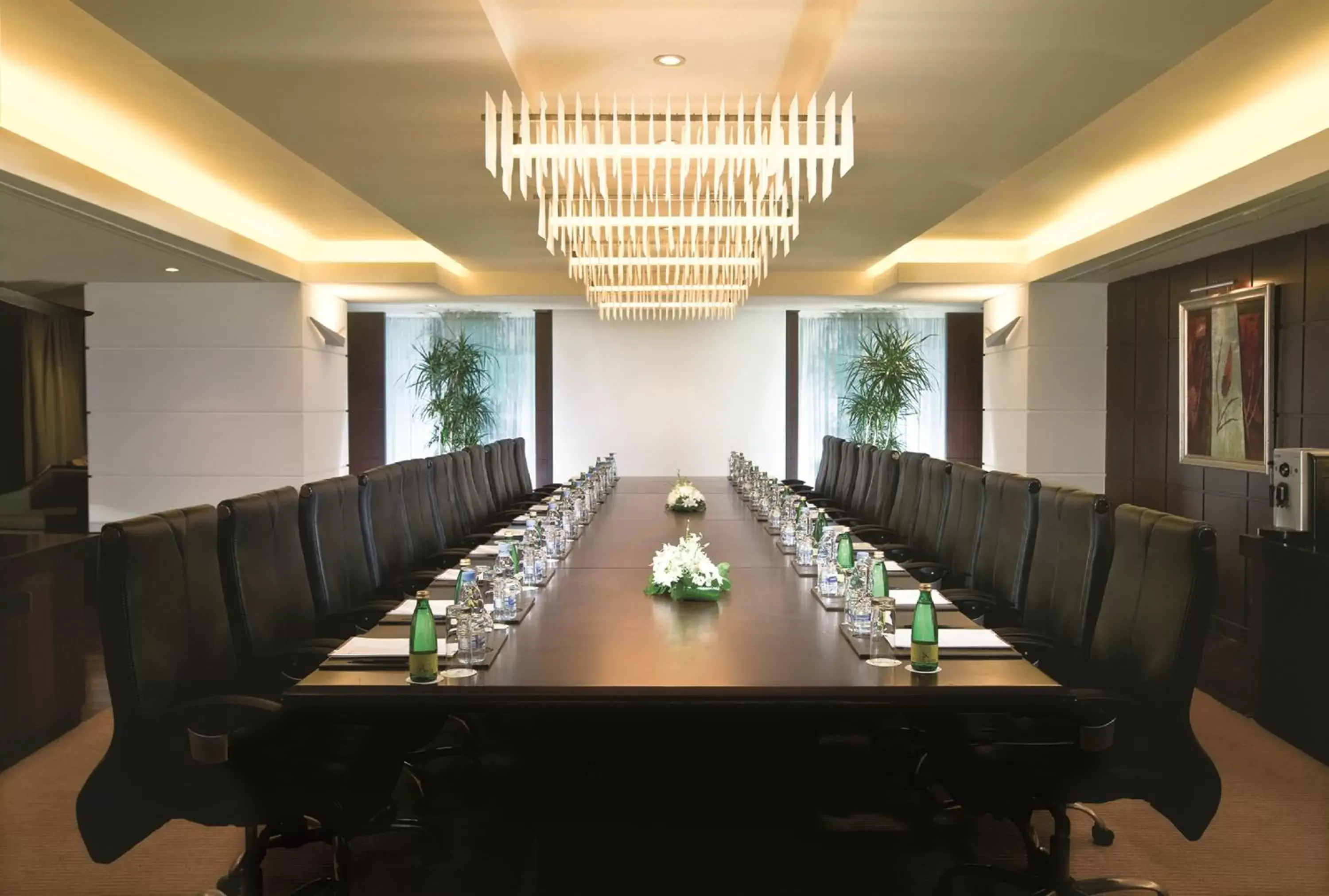 Meeting/conference room in Raouche Arjaan by Rotana