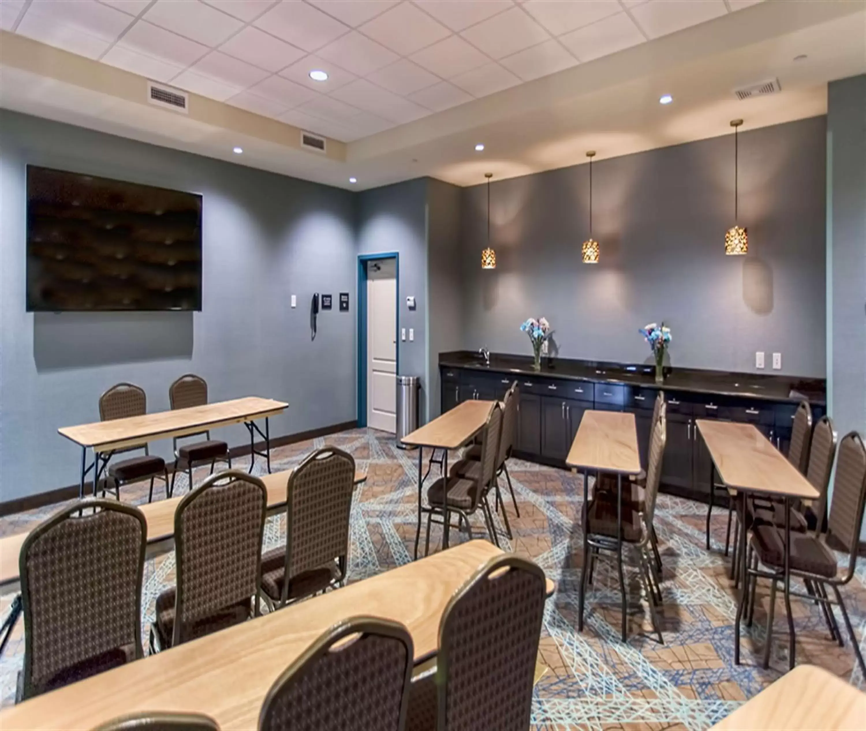 Meeting/conference room, Business Area/Conference Room in Hampton Inn Hibbing