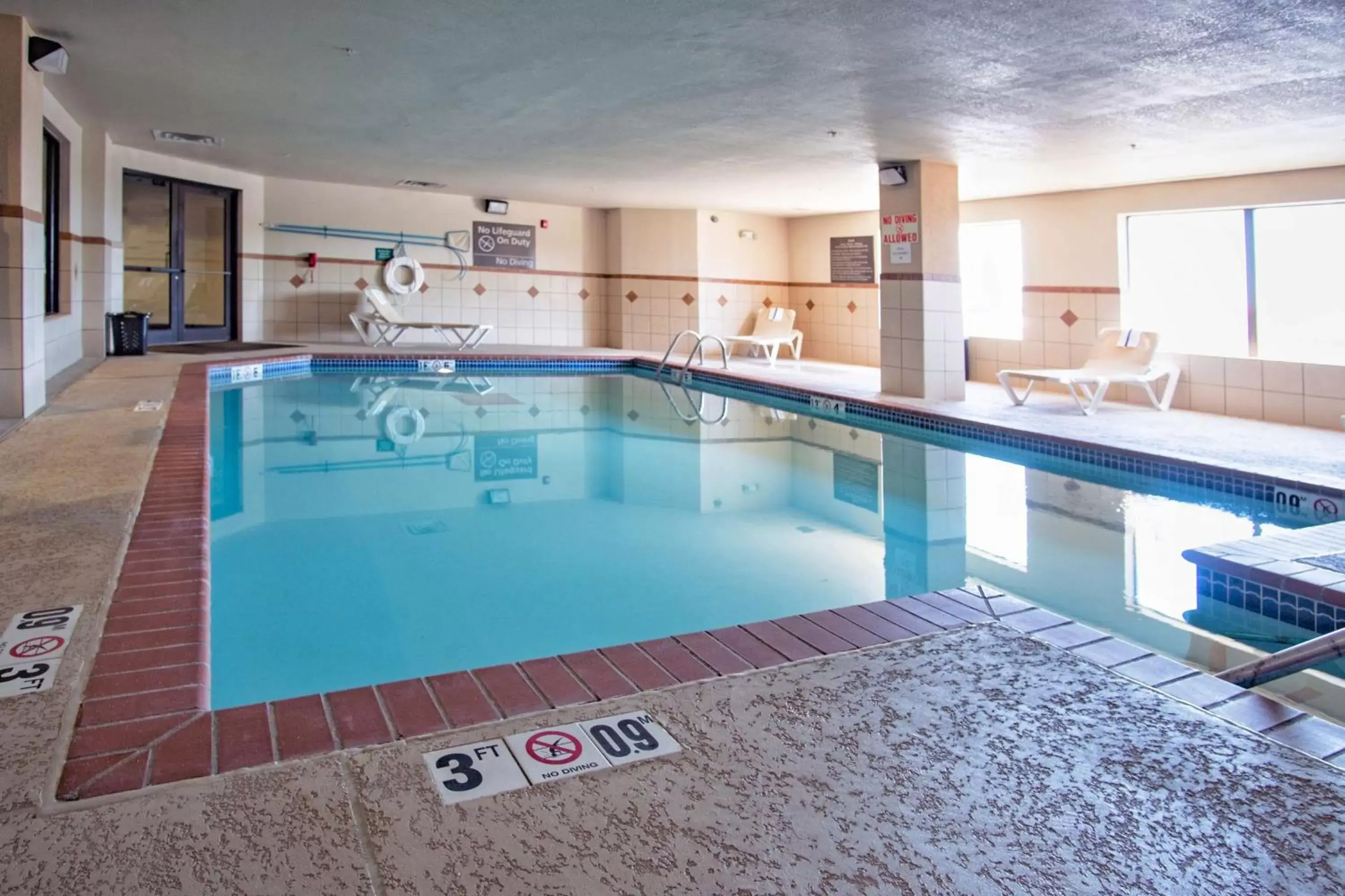 Pool view, Swimming Pool in Hampton Inn Oklahoma City/Yukon