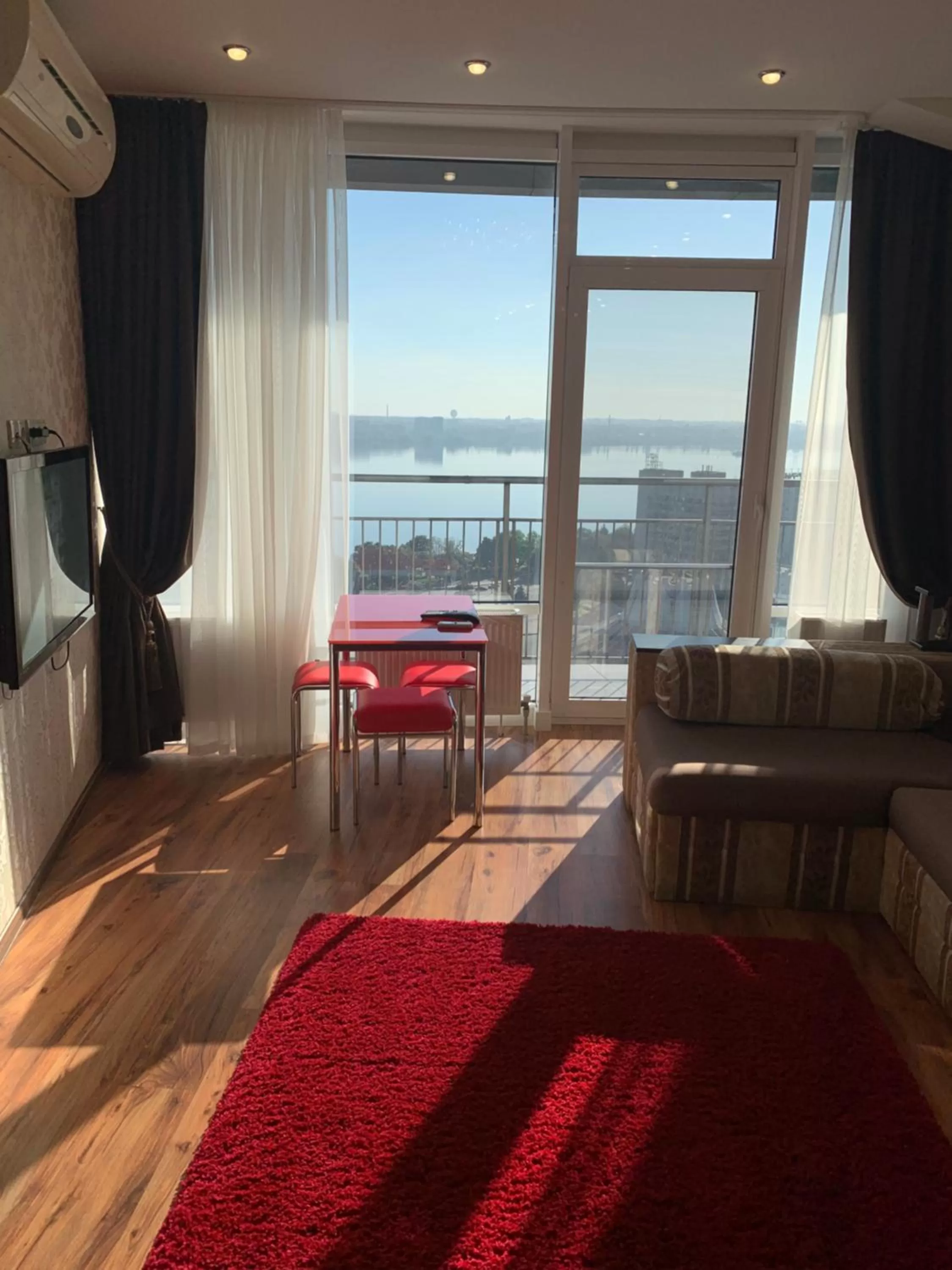 Living room, Seating Area in Most City Riverview