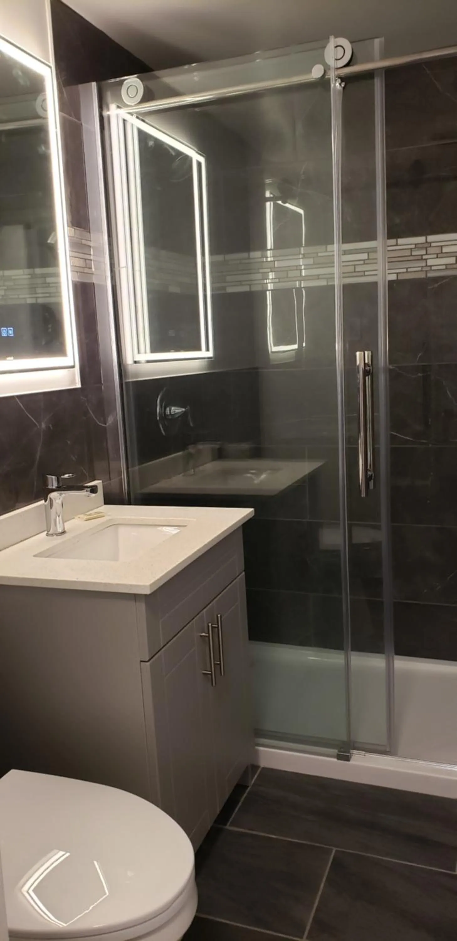 Niagara Falls Courtside Inn