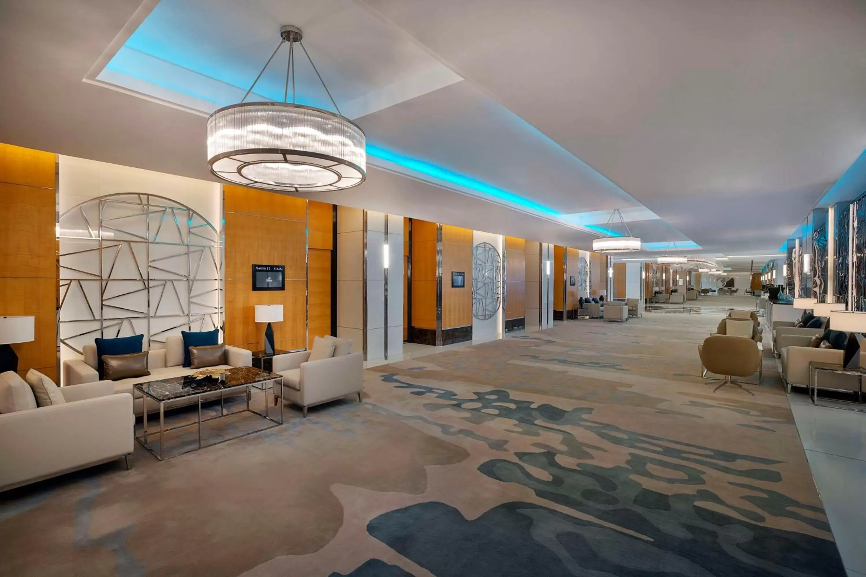 Meeting/conference room, Lobby/Reception in Hilton Dubai Palm Jumeirah