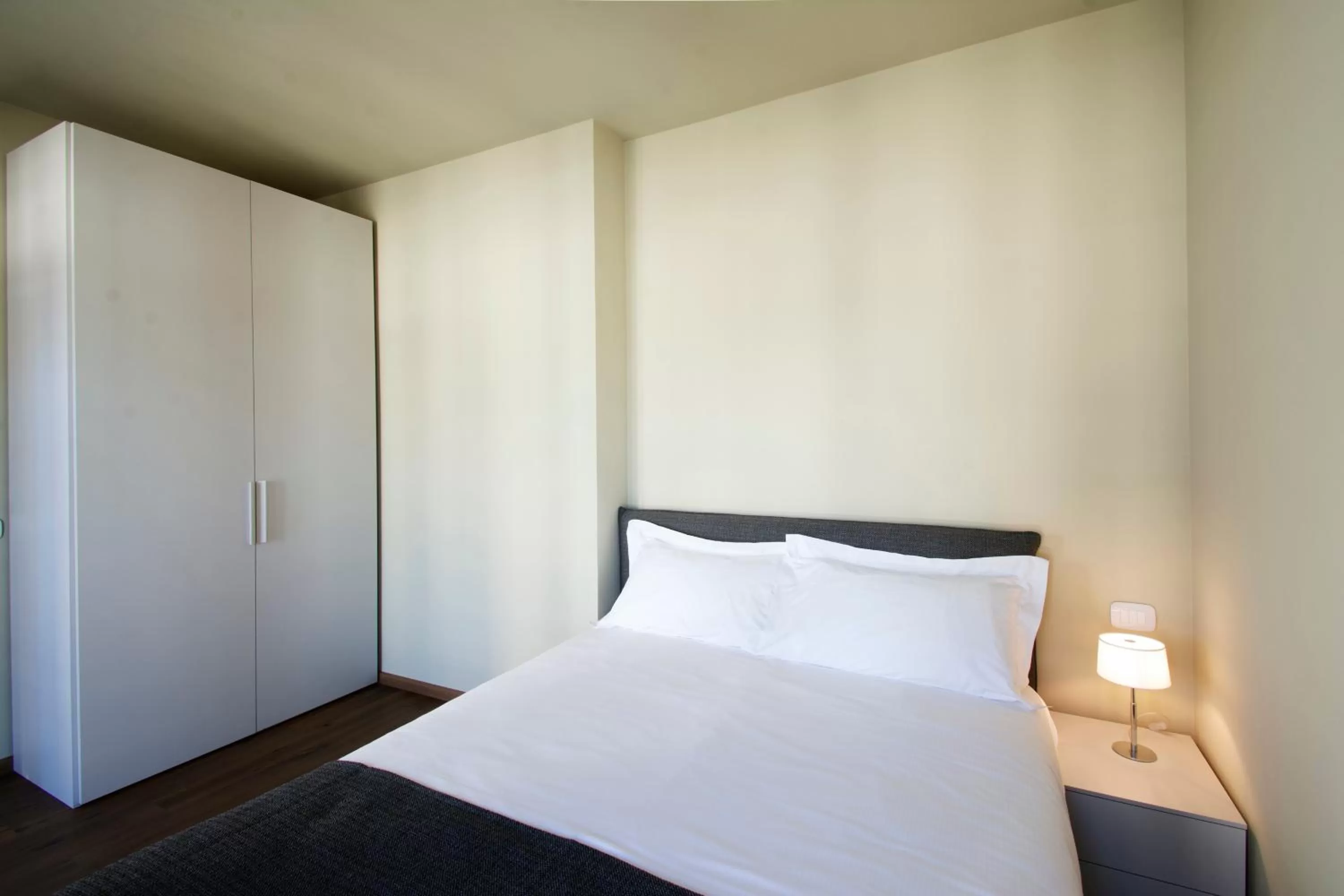 Bed in AlbaResidence Vico01